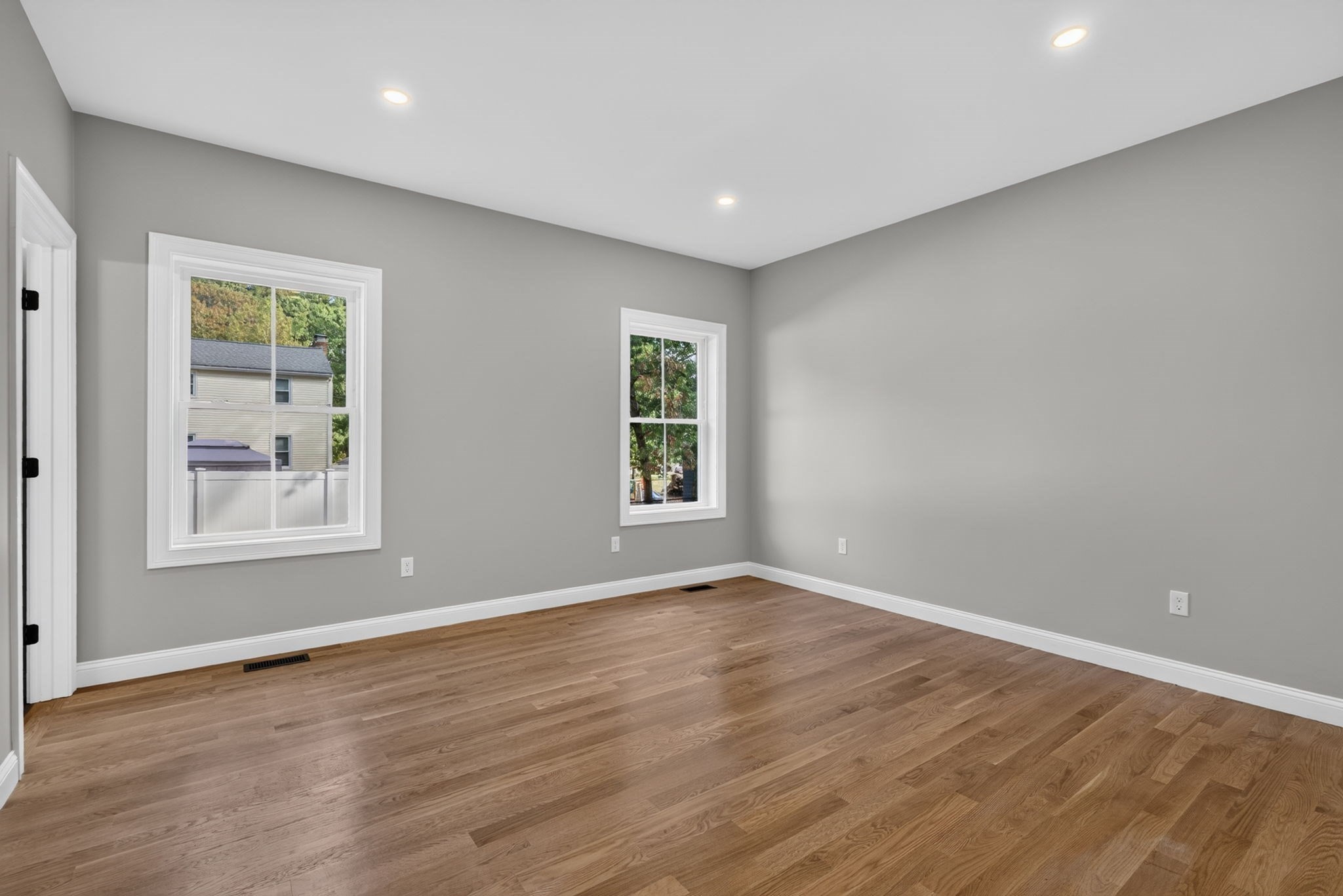 24 Edith Dr
