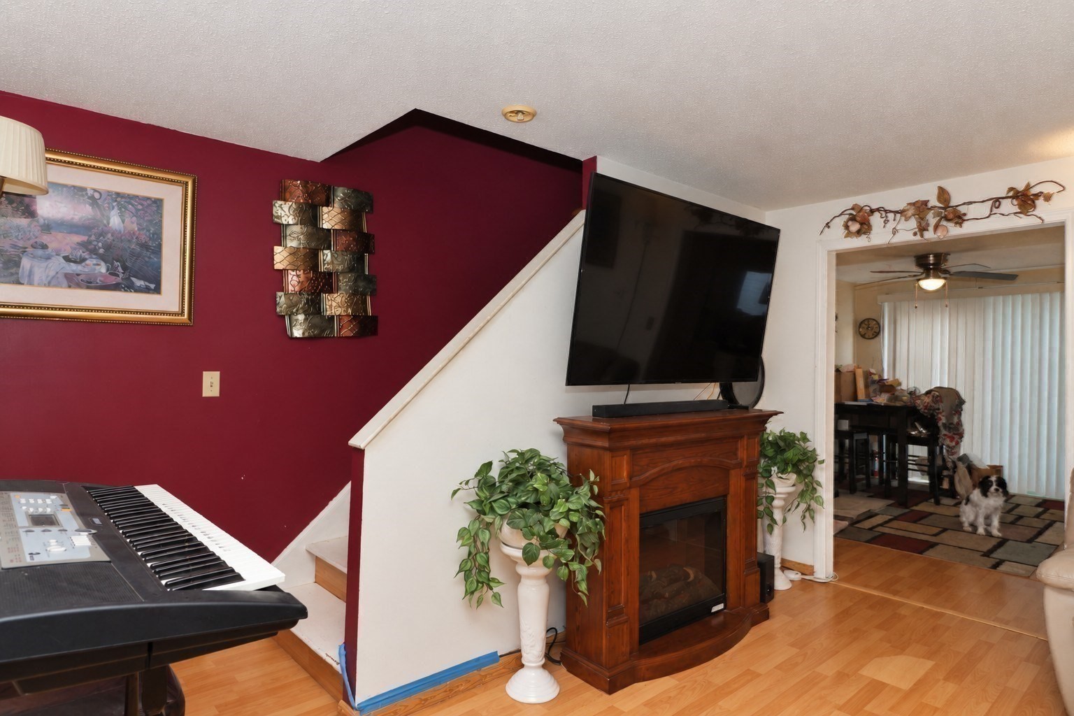 20 Angle St # 10