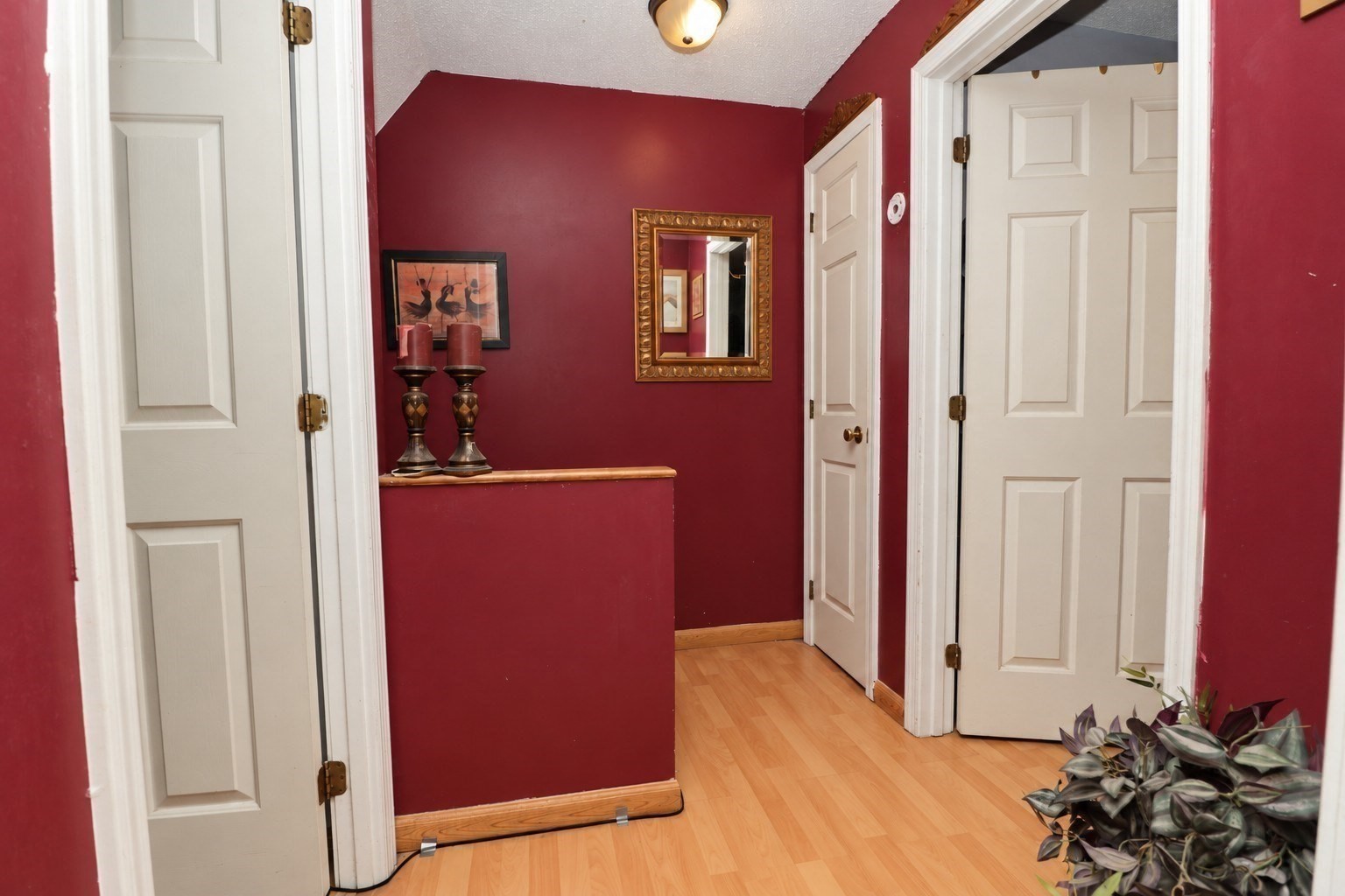 20 Angle St # 10