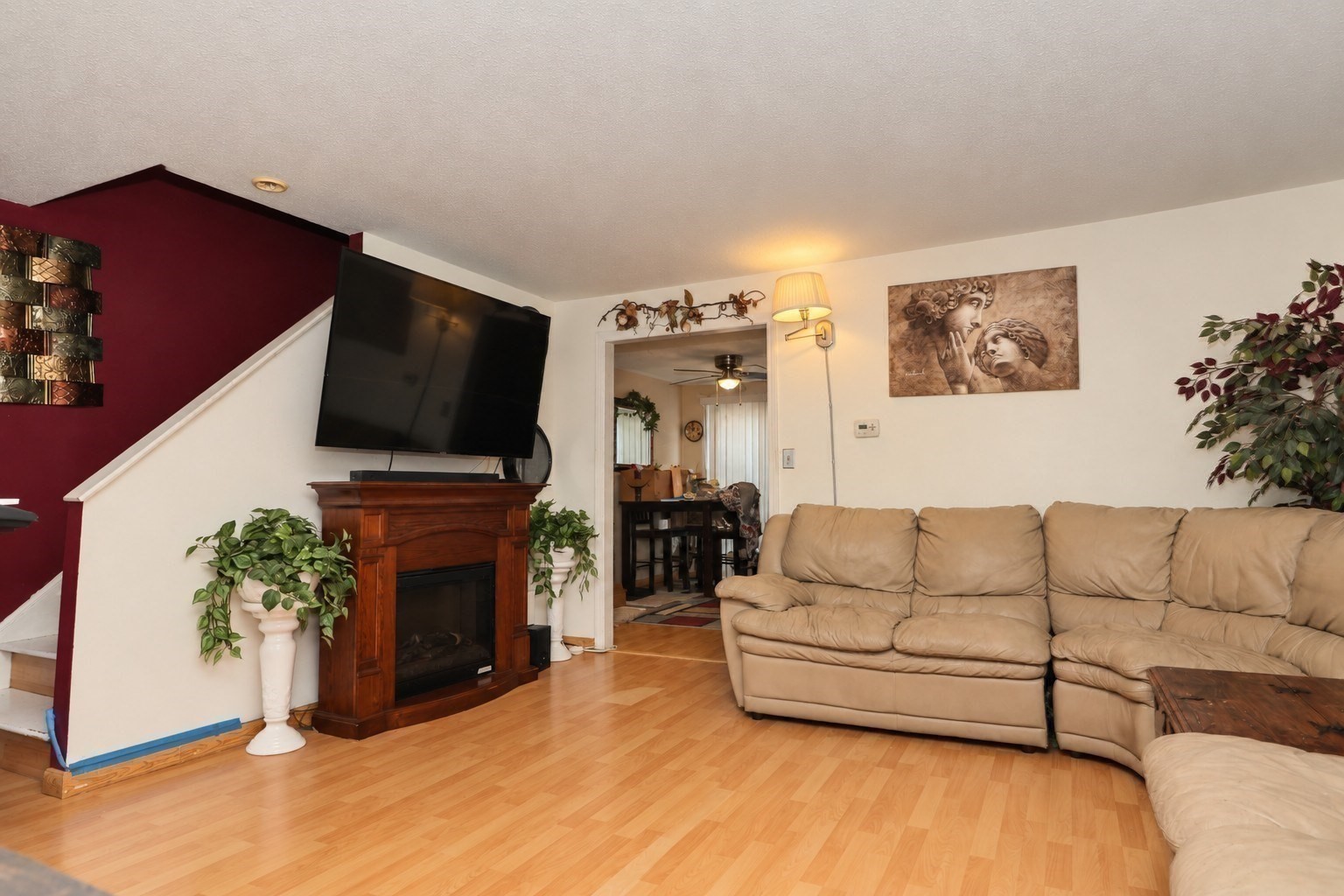 20 Angle St # 10