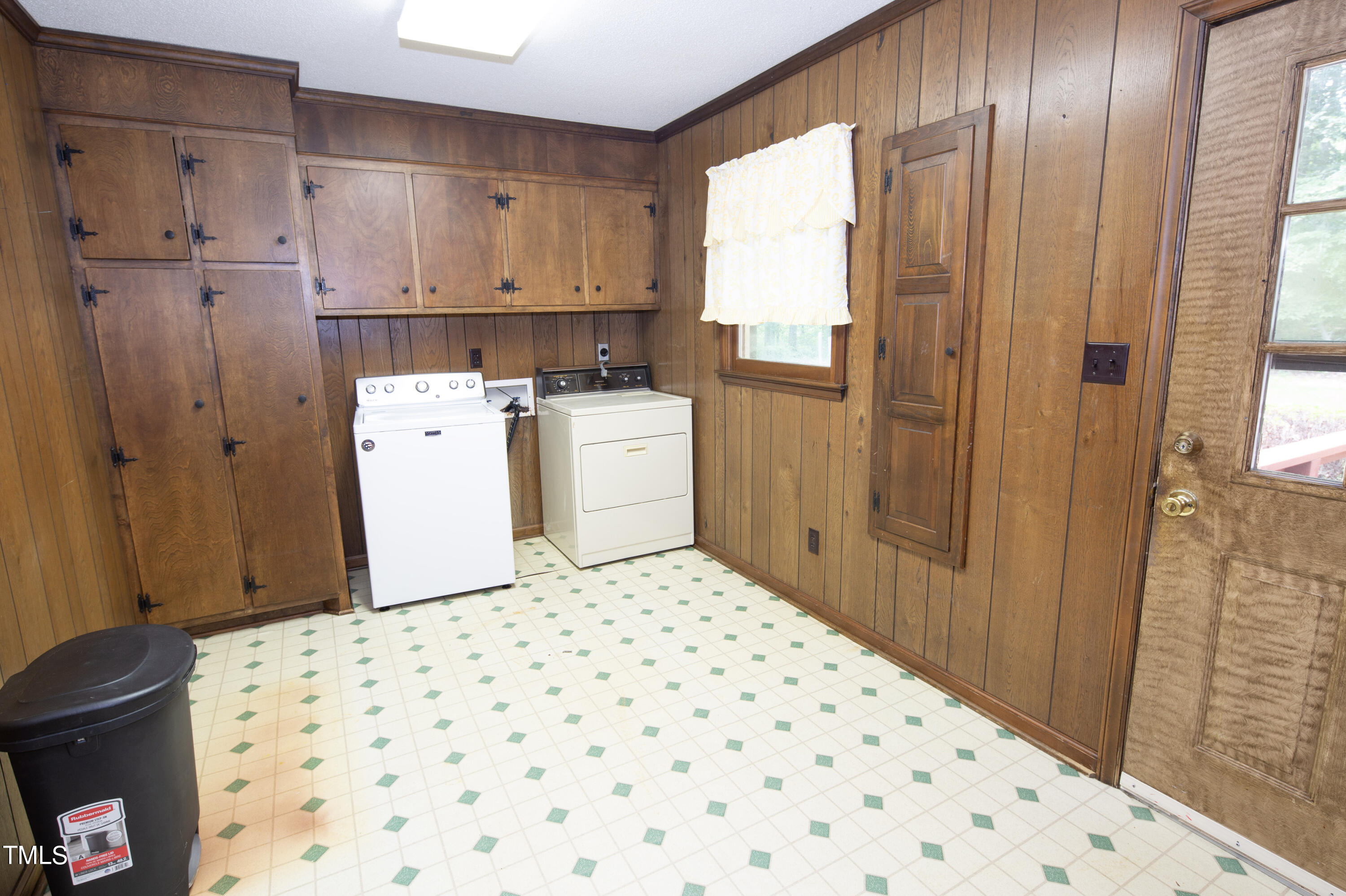 1712 Alston Bridge Road