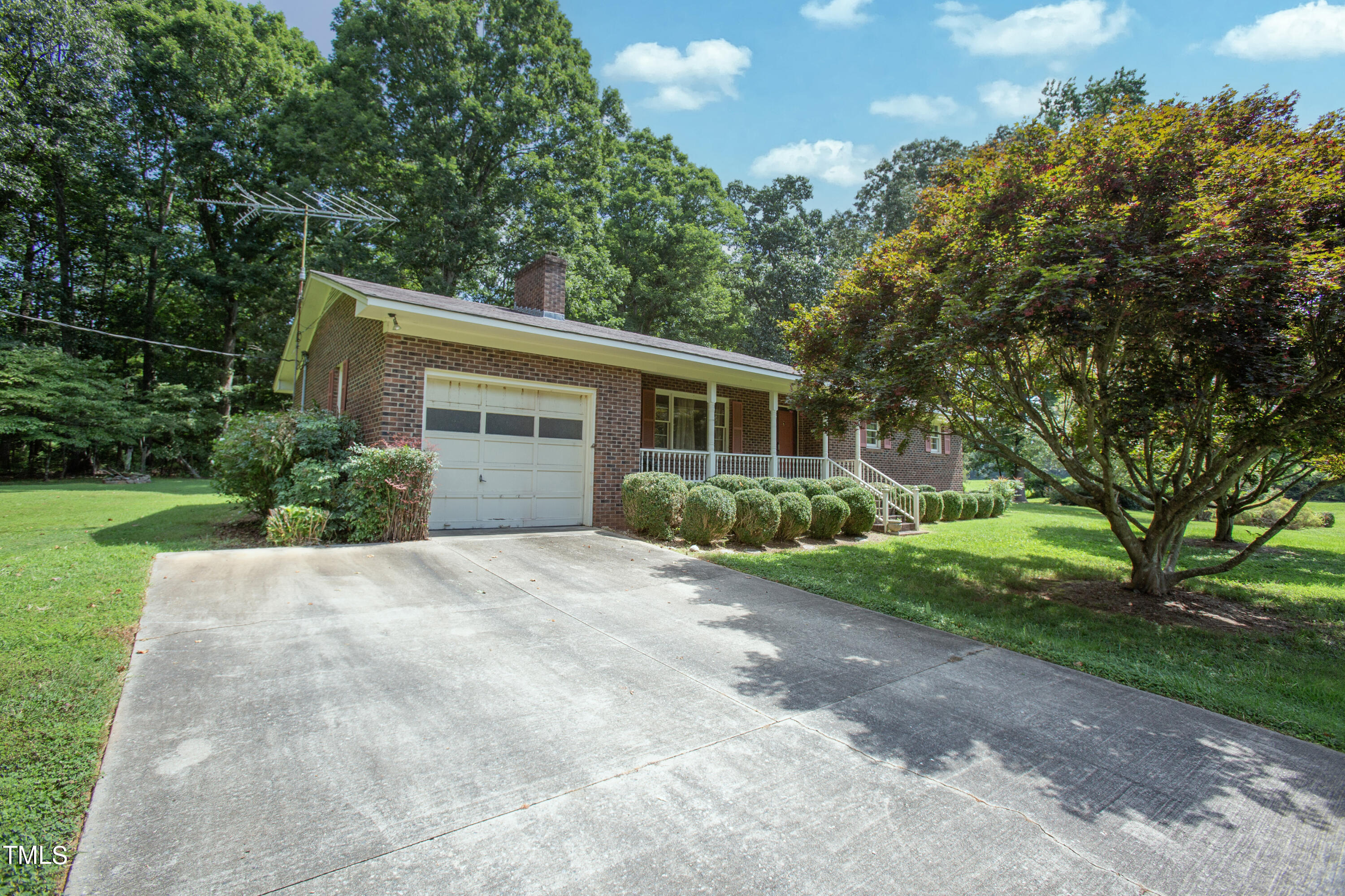 1712 Alston Bridge Road