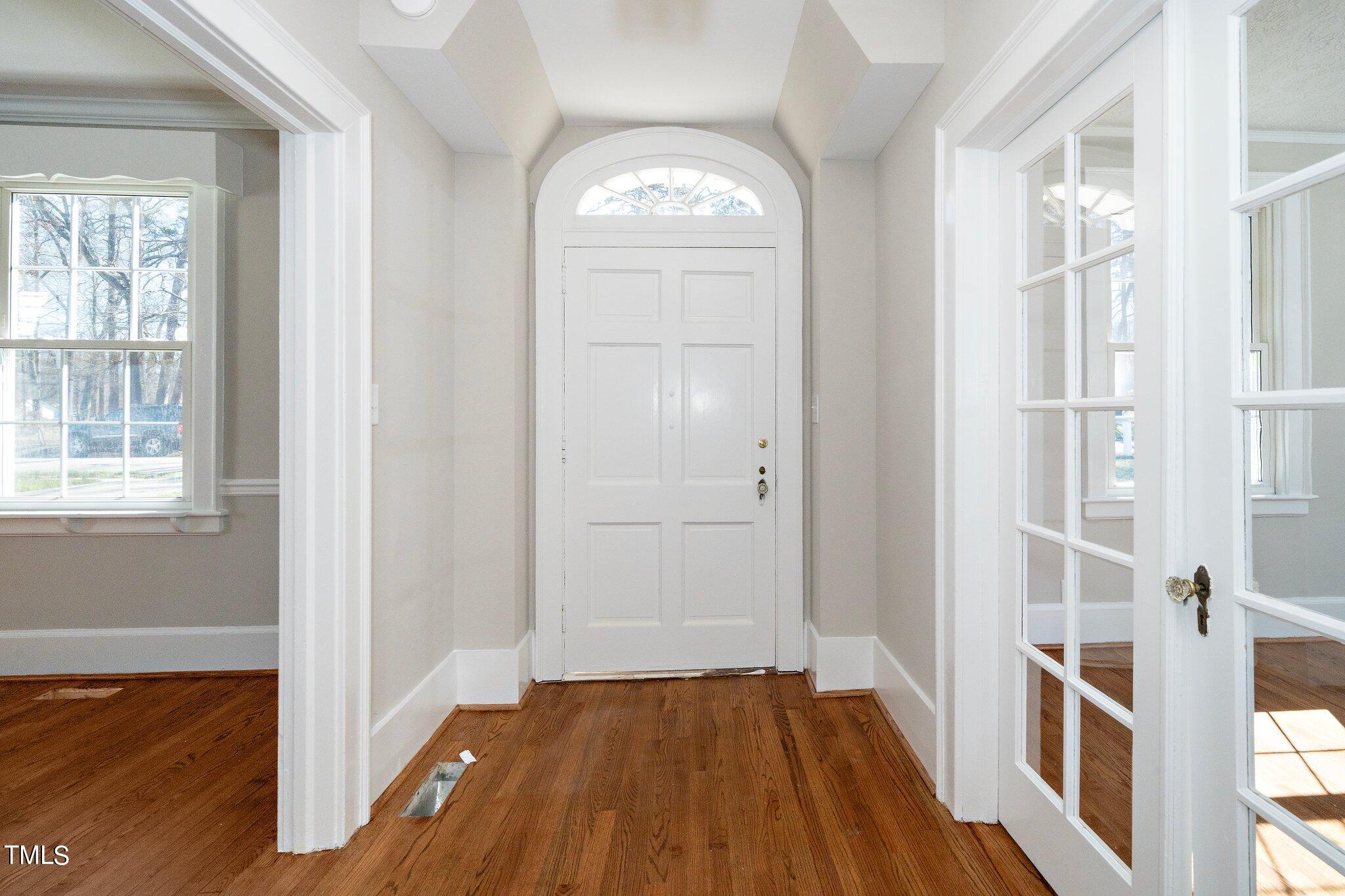 1869 Executive Lane