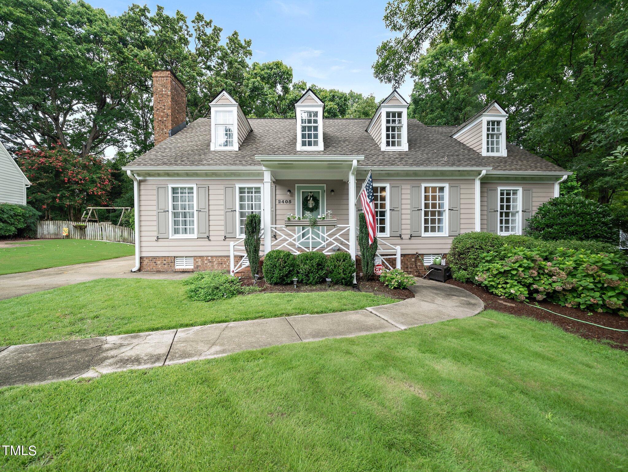 2405 Diamondhitch Trail
