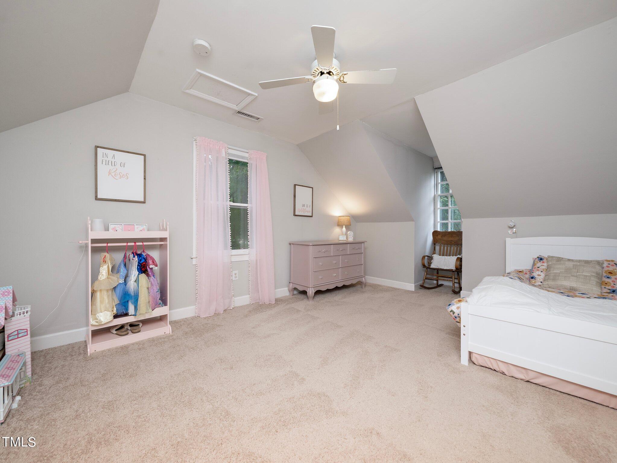2405 Diamondhitch Trail