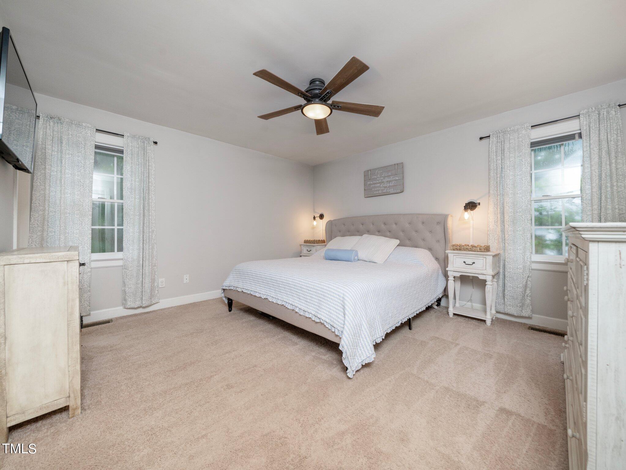 2405 Diamondhitch Trail