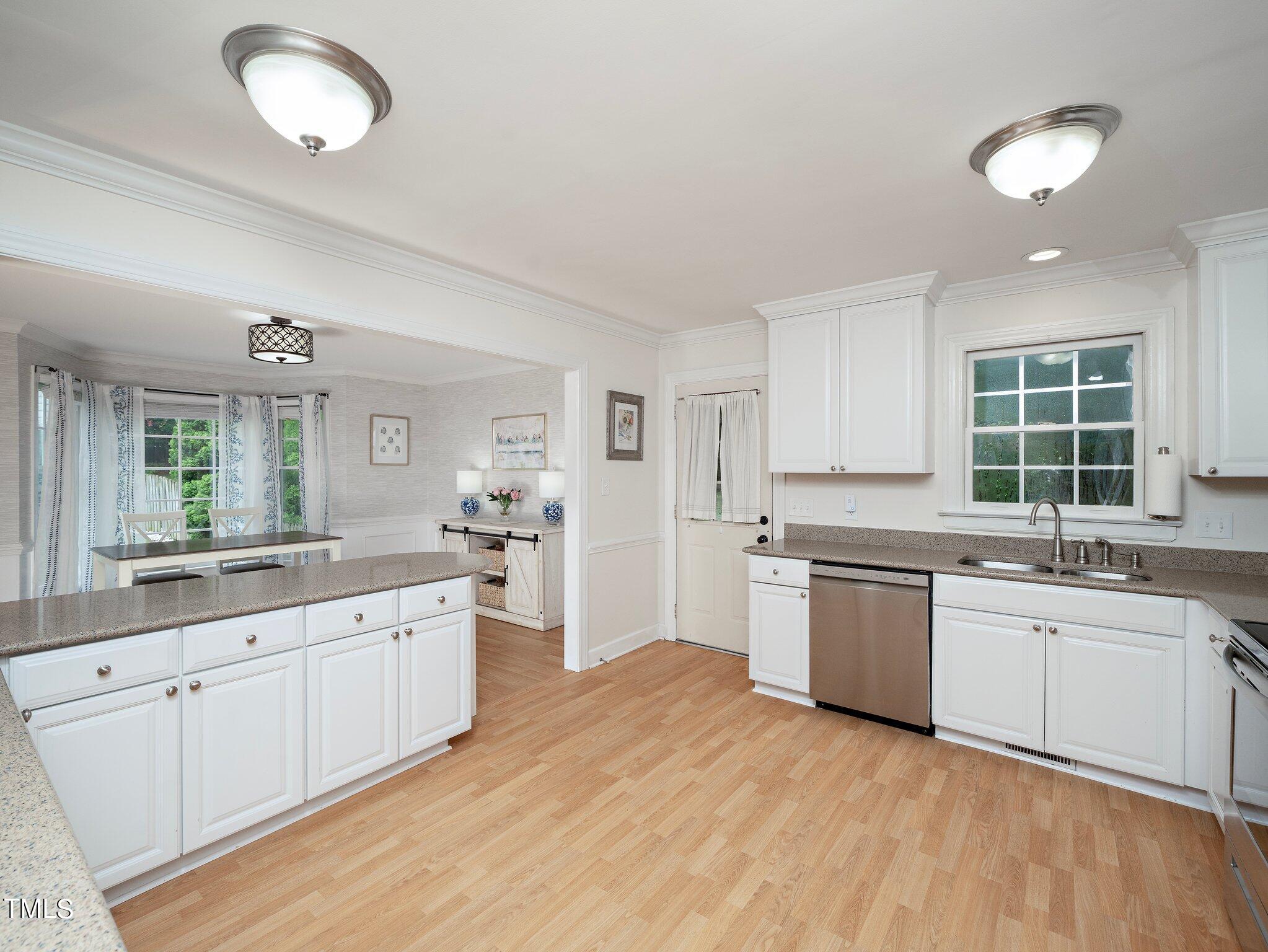 2405 Diamondhitch Trail