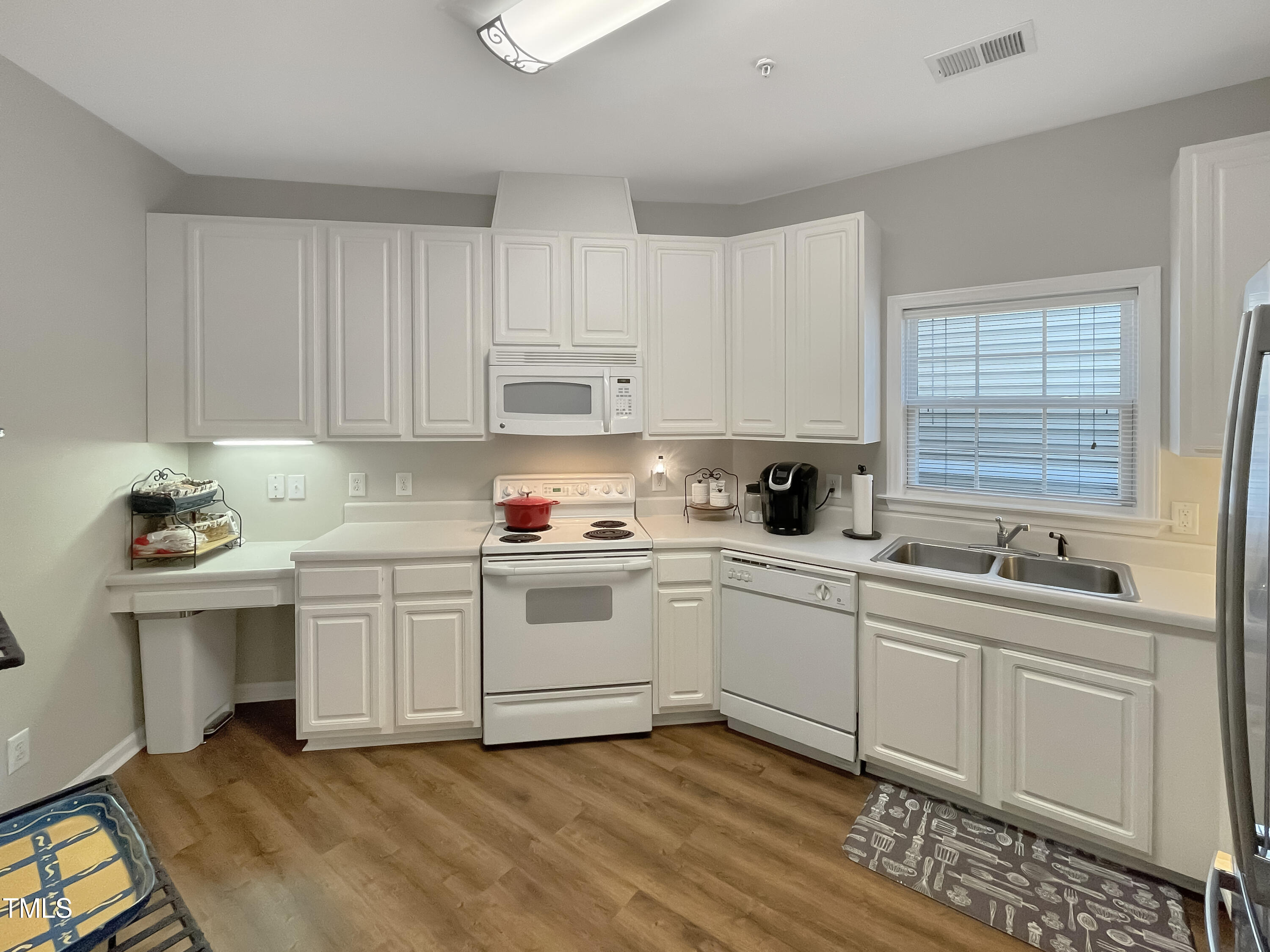 1123 Glenolden Court # 106