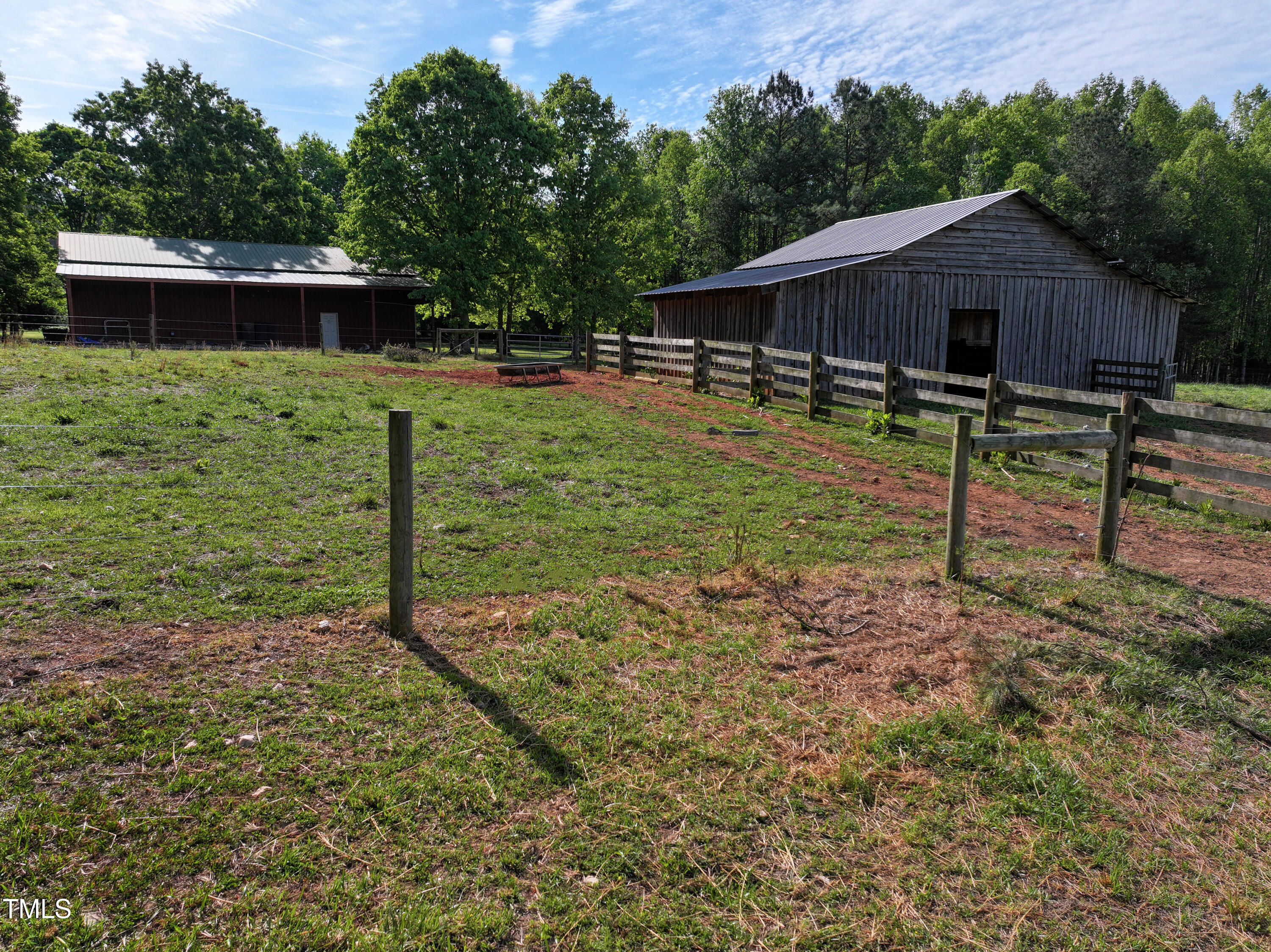 480 Deer Hollow