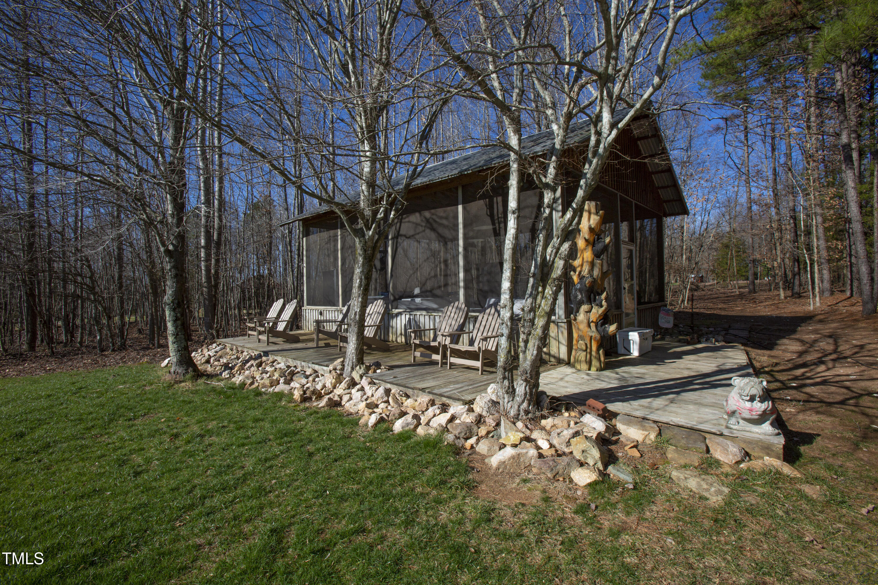 480 Deer Hollow