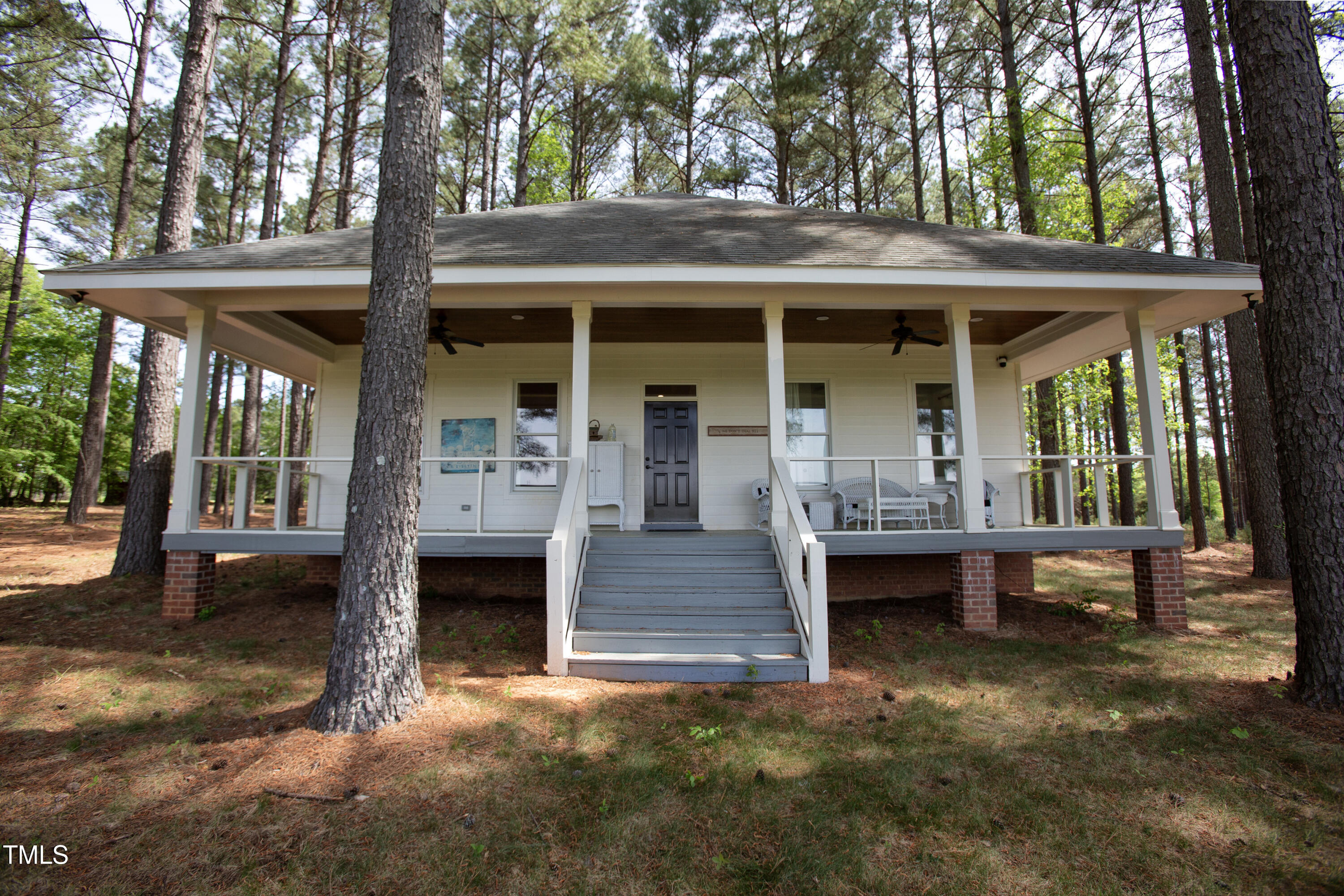 480 Deer Hollow