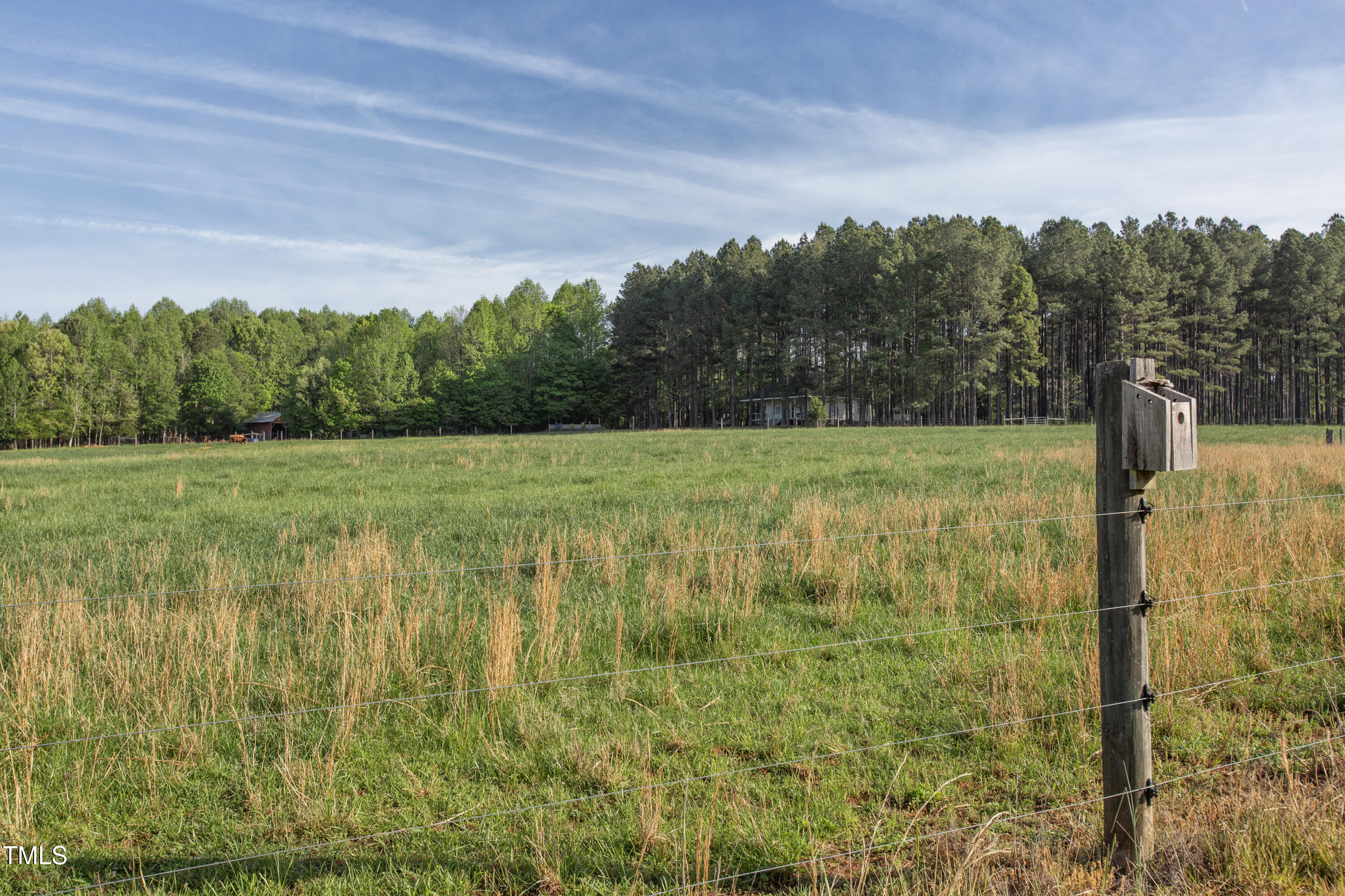 480 Deer Hollow