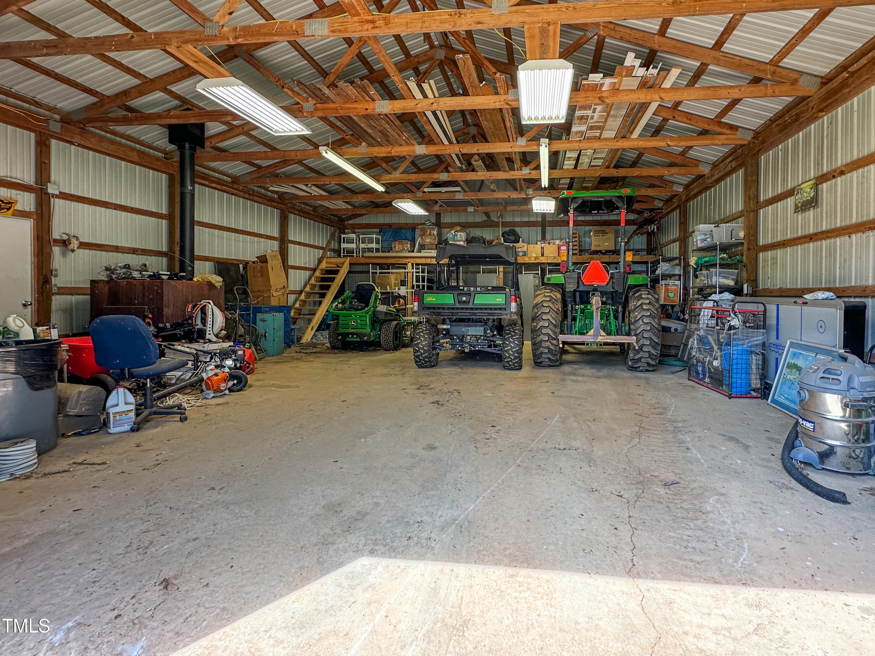 480 Deer Hollow