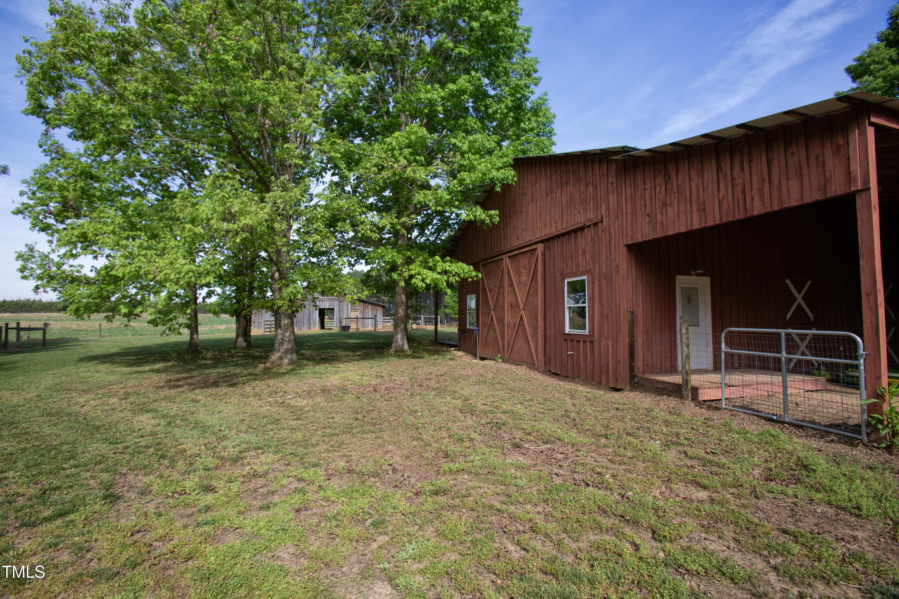 480 Deer Hollow
