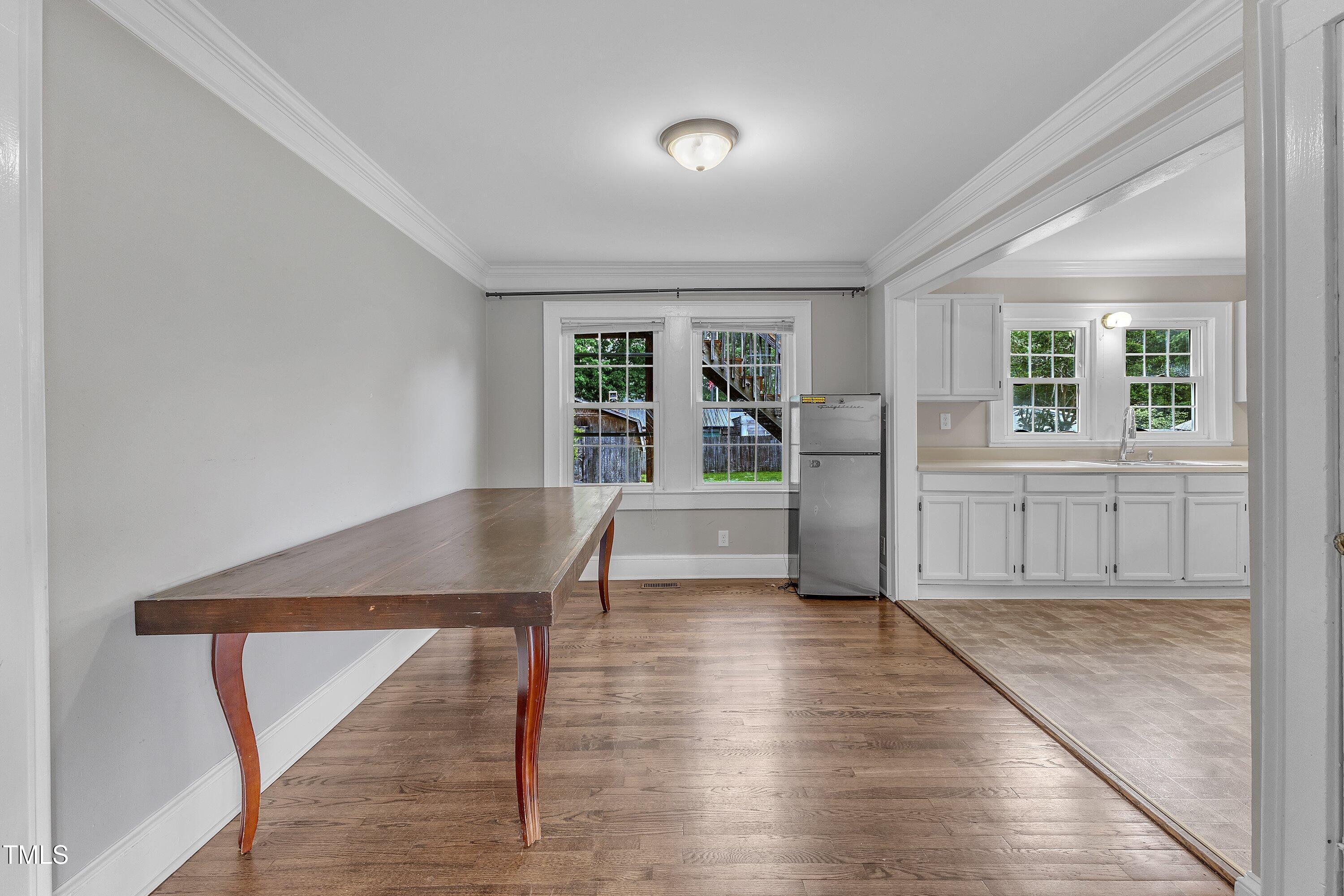 302 Hester Street