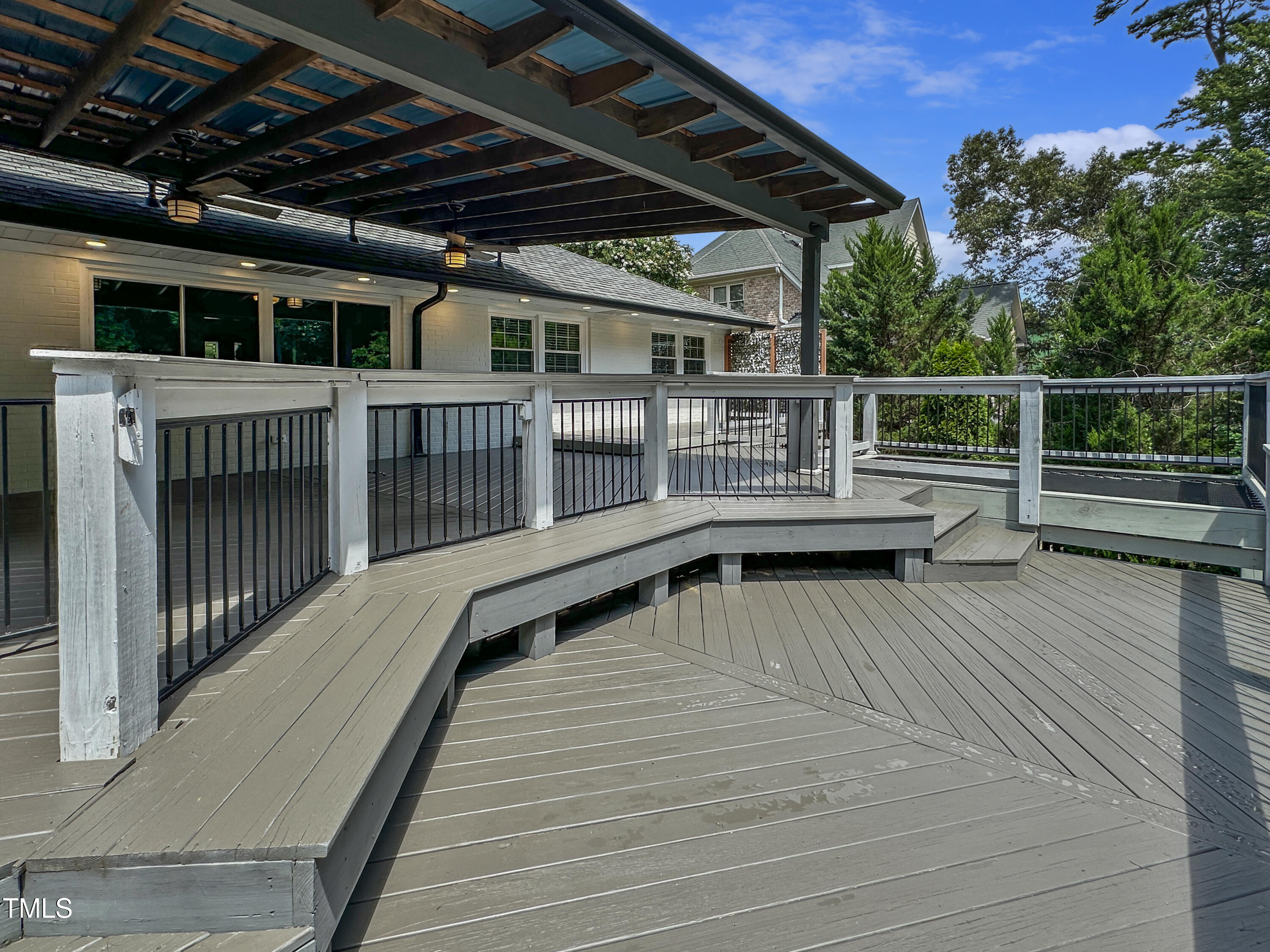 1318 Mayfair Road