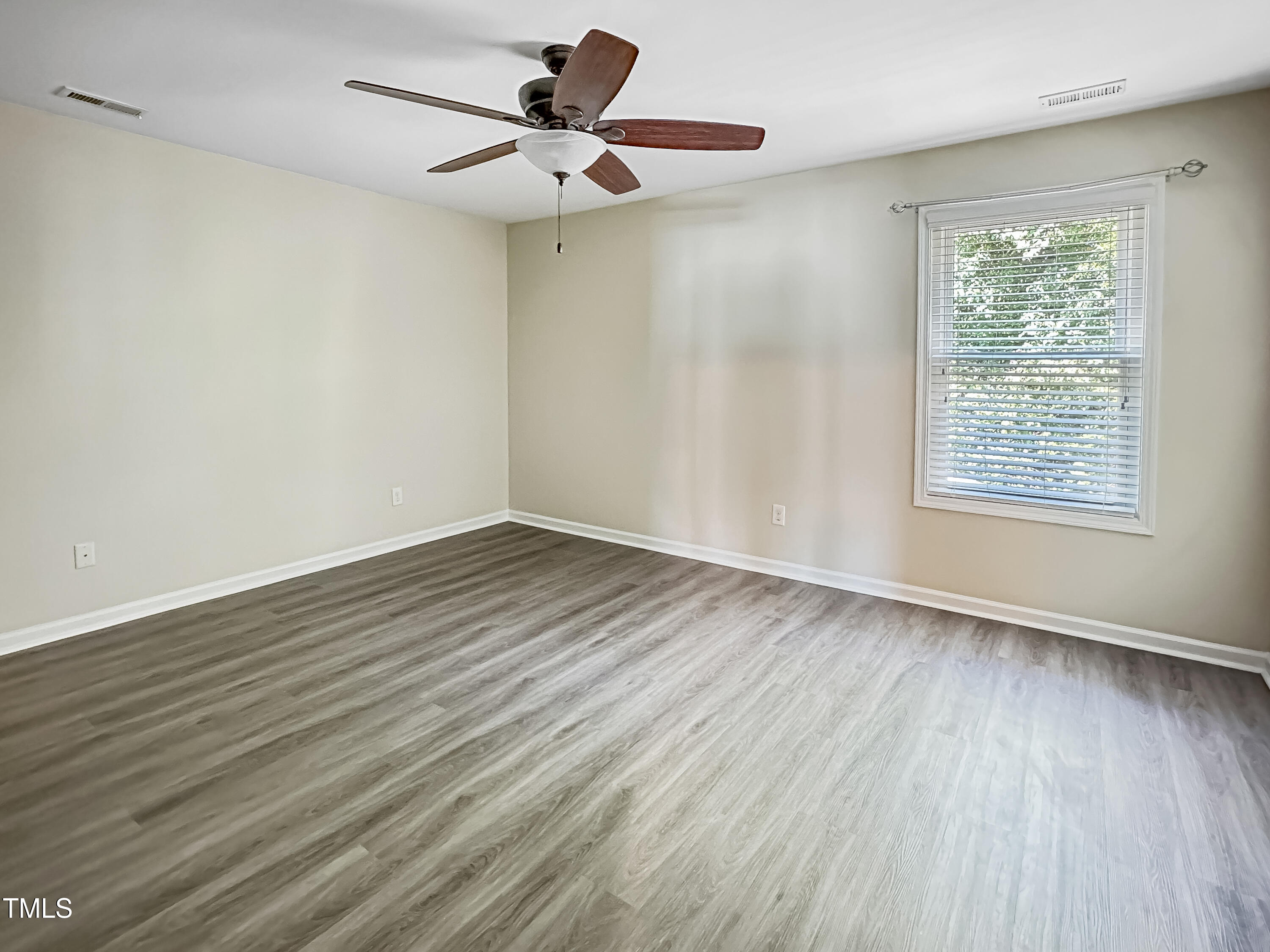 804 Blue Thorn Drive