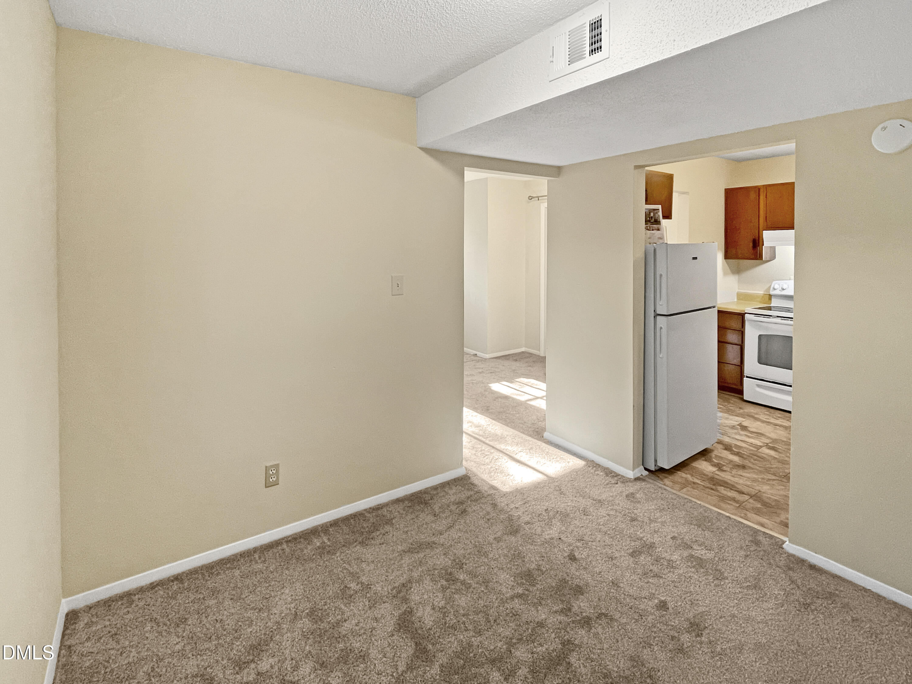 1409 Foxwood Drive