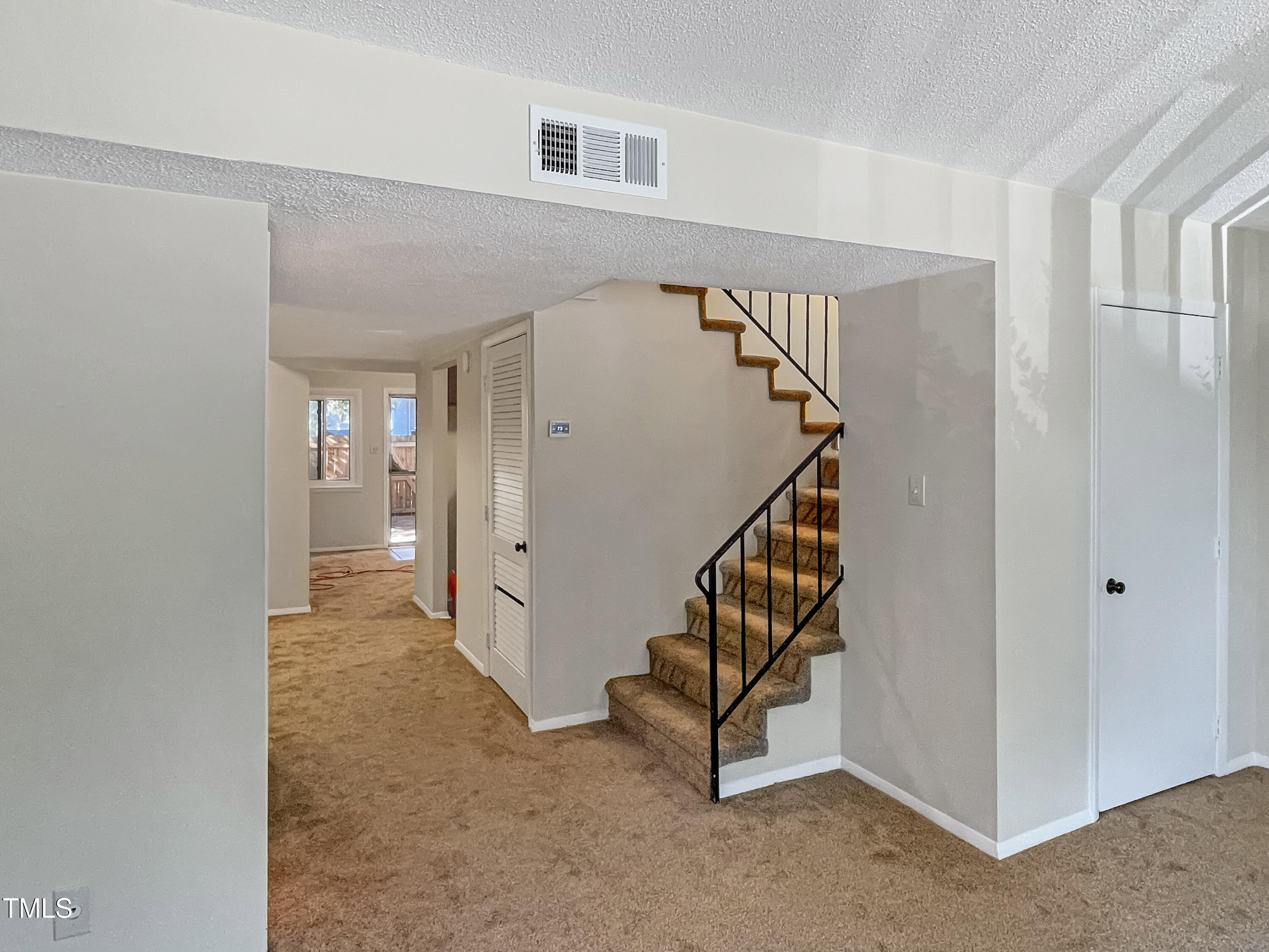 1409 Foxwood Drive