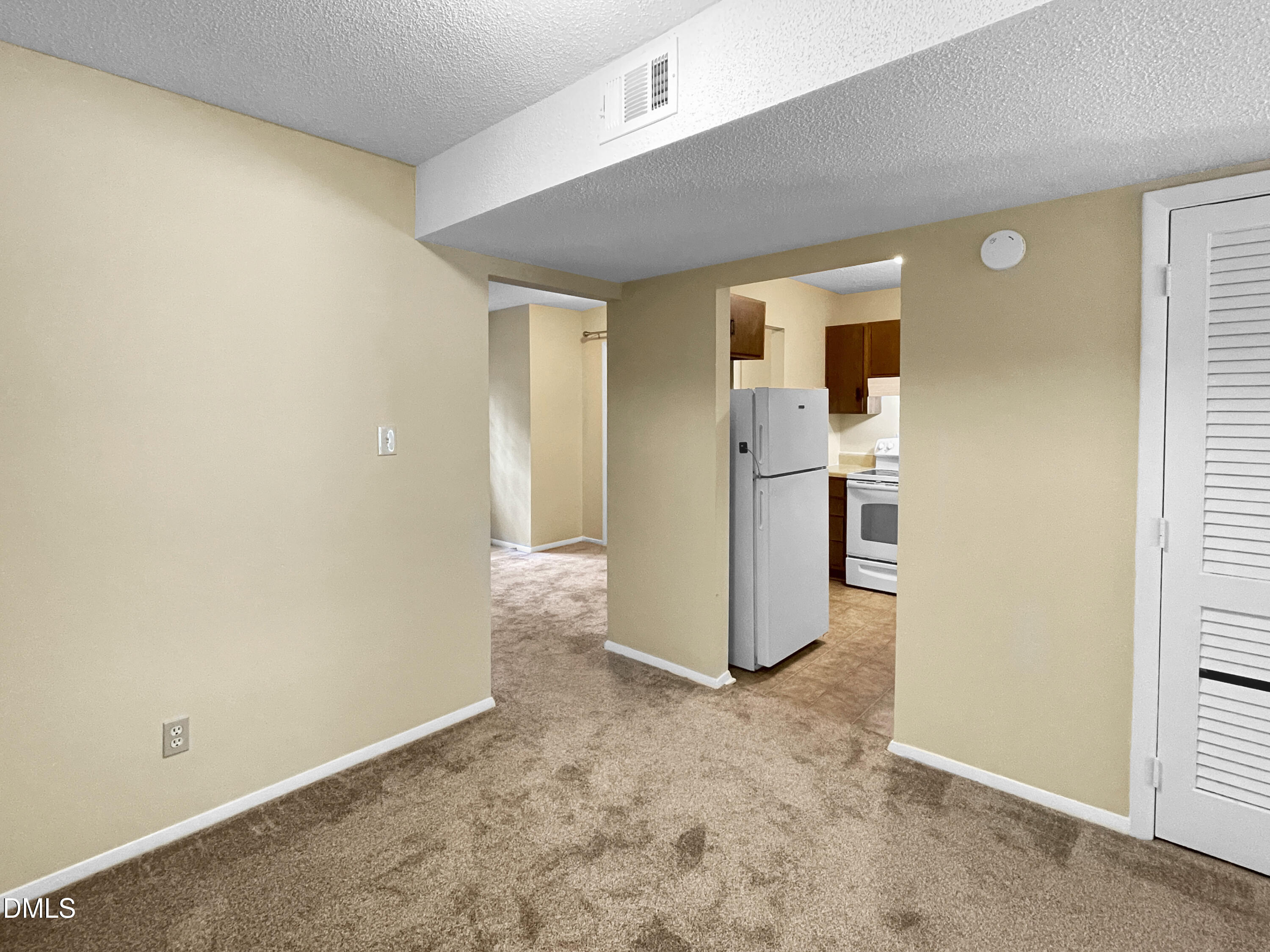1409 Foxwood Drive