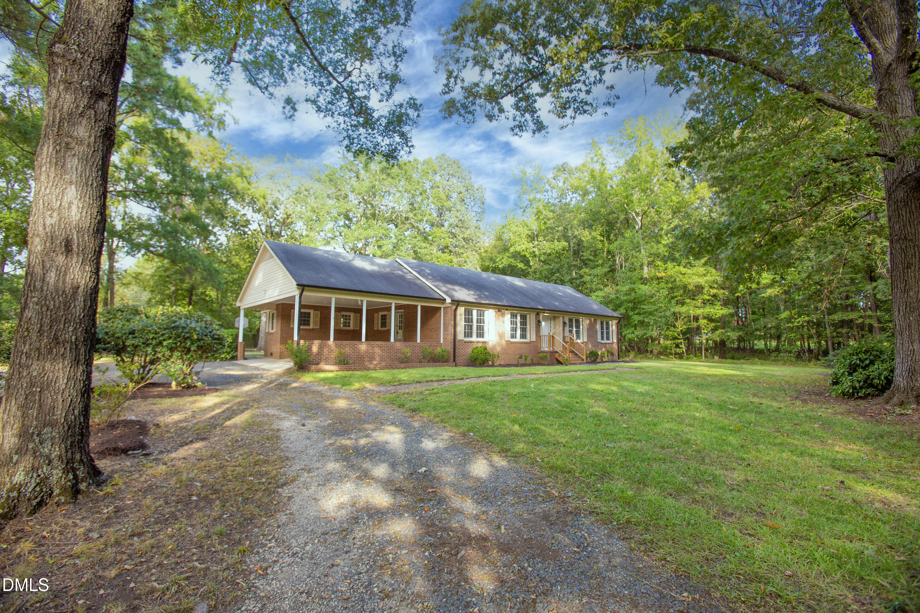 5512 Redwood Road