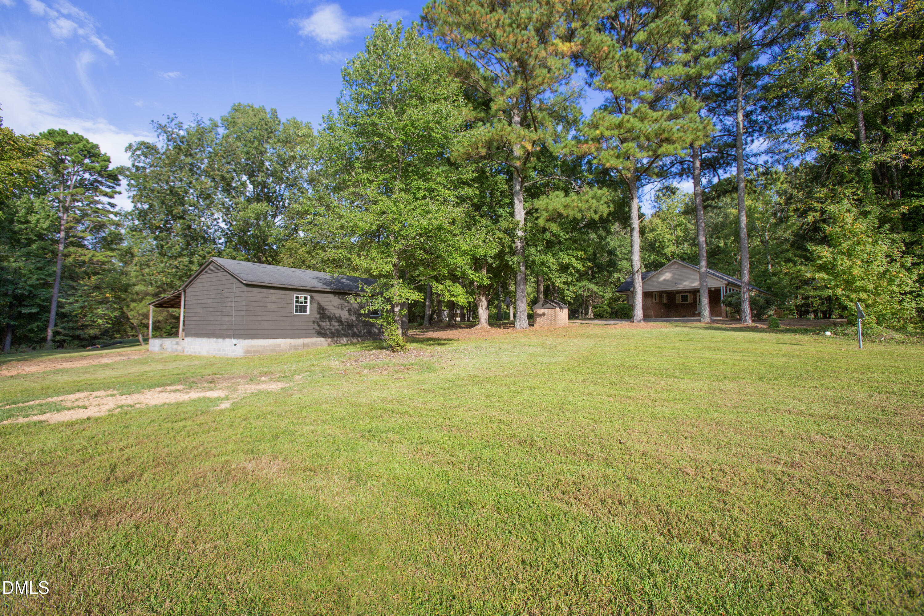 5512 Redwood Road