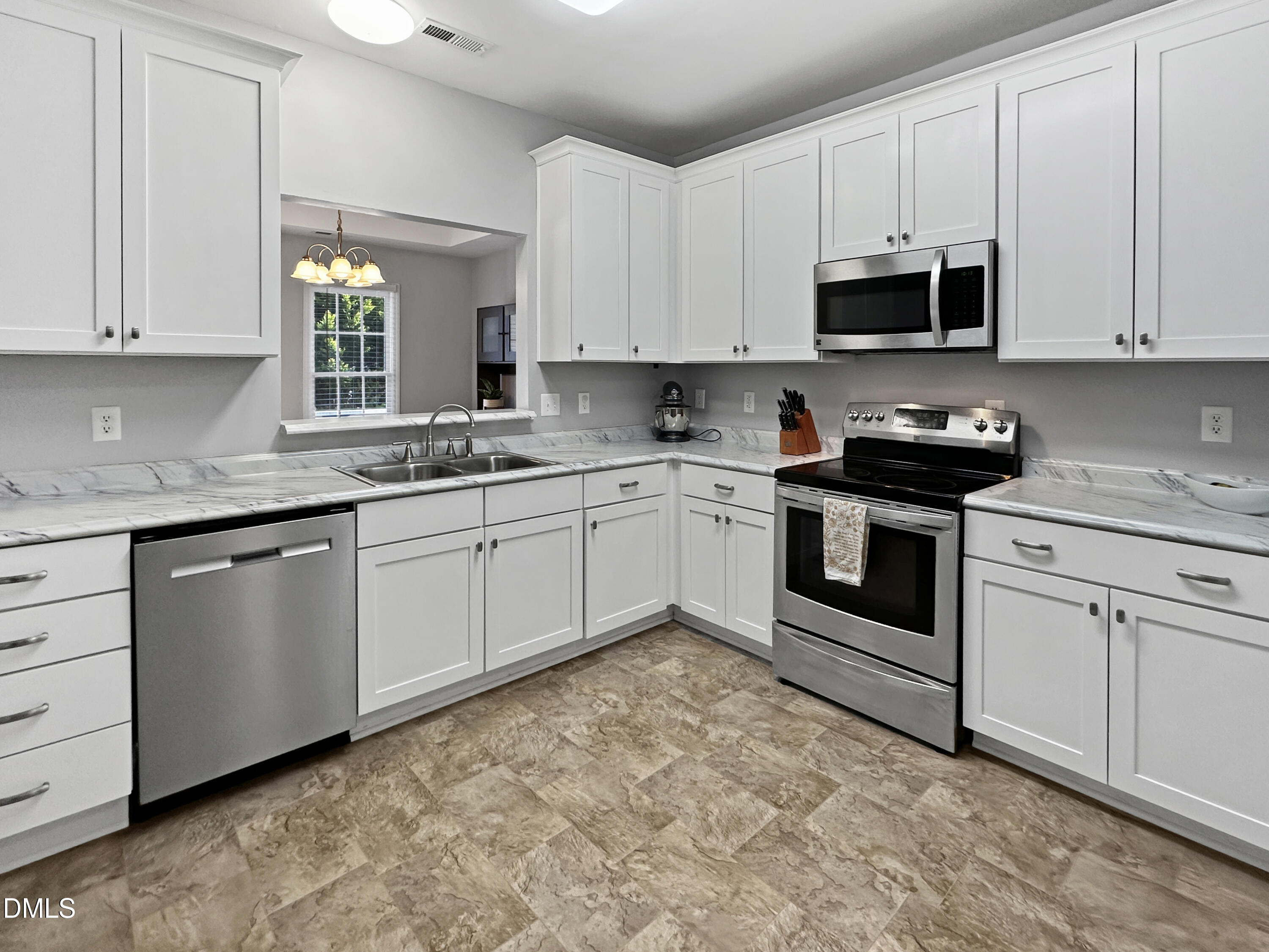 8221 Hempshire Place # 105