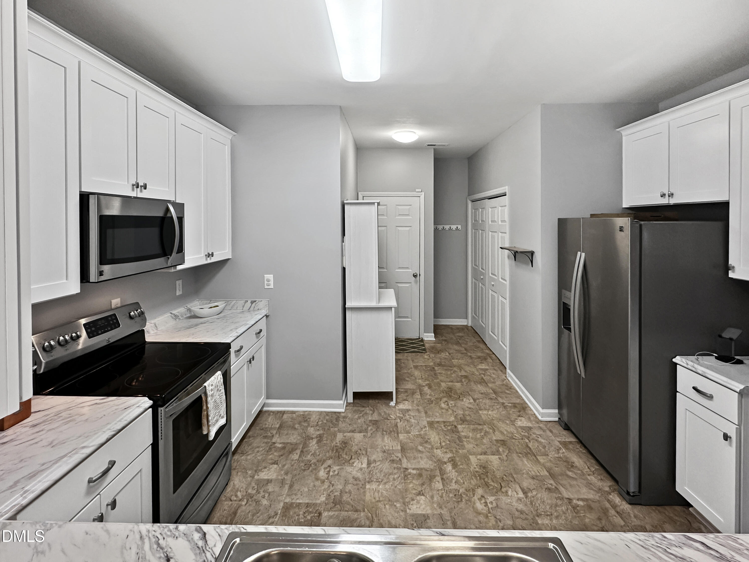 8221 Hempshire Place # 105