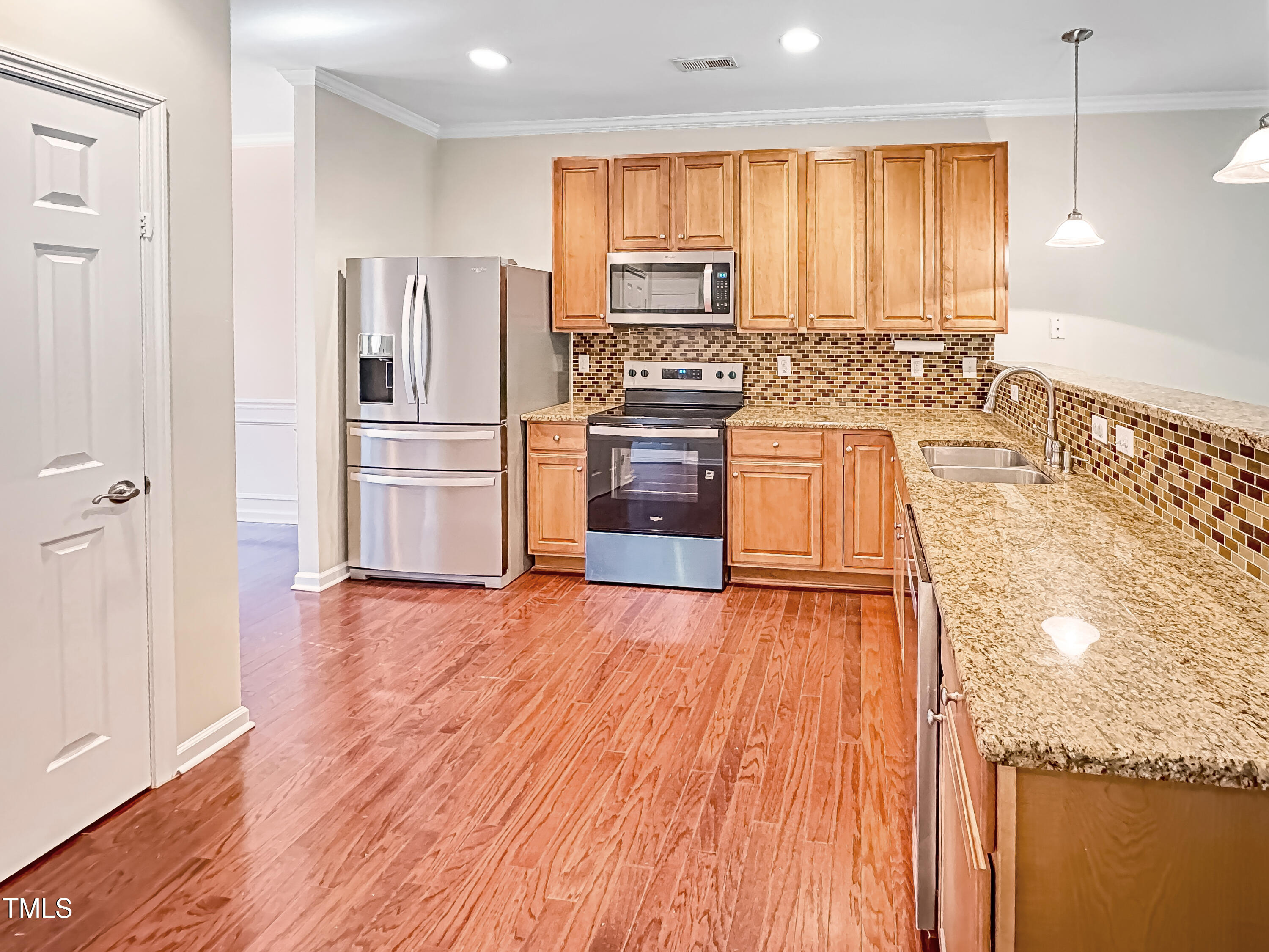 804 Blue Thorn Drive