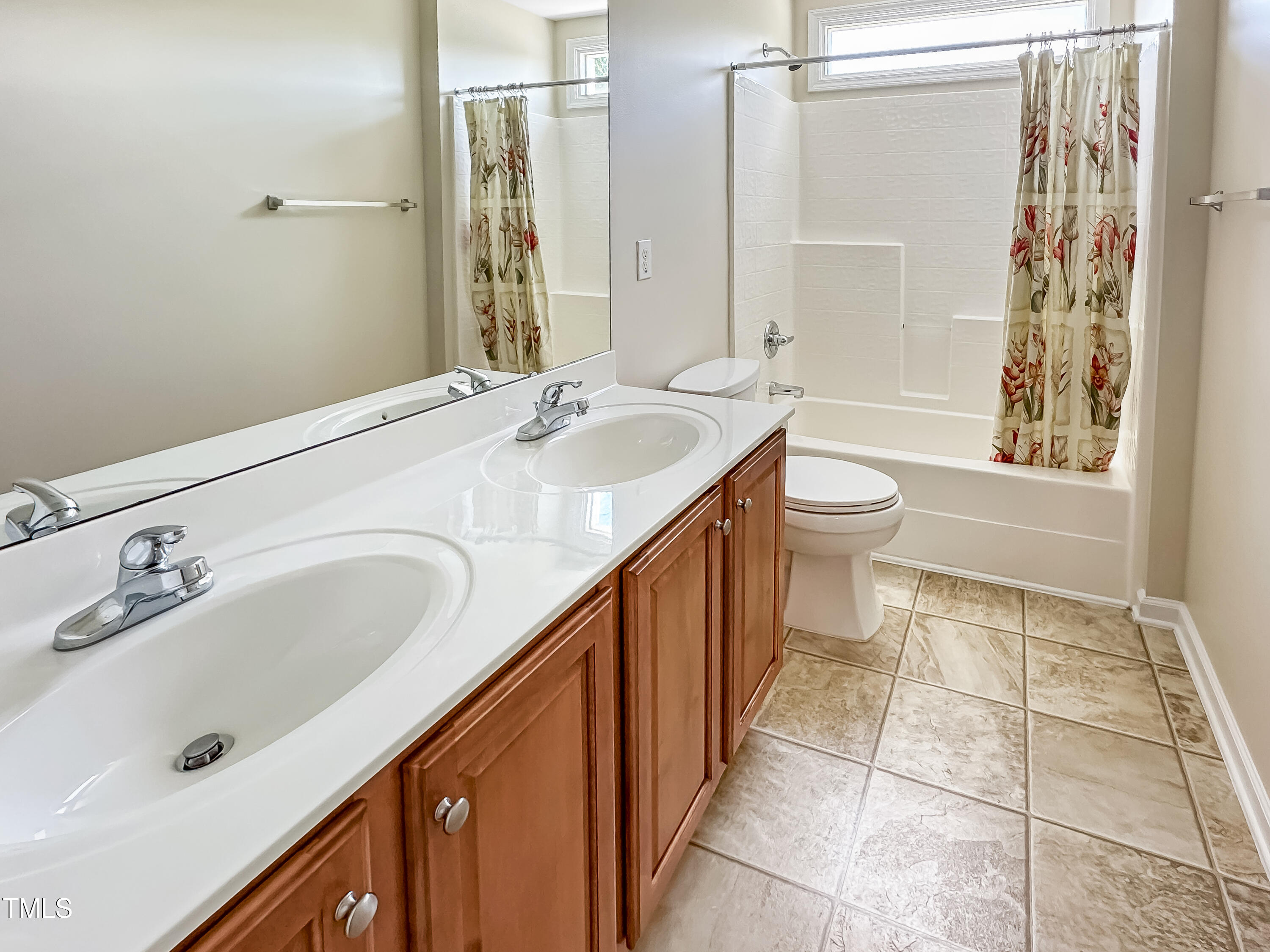 804 Blue Thorn Drive