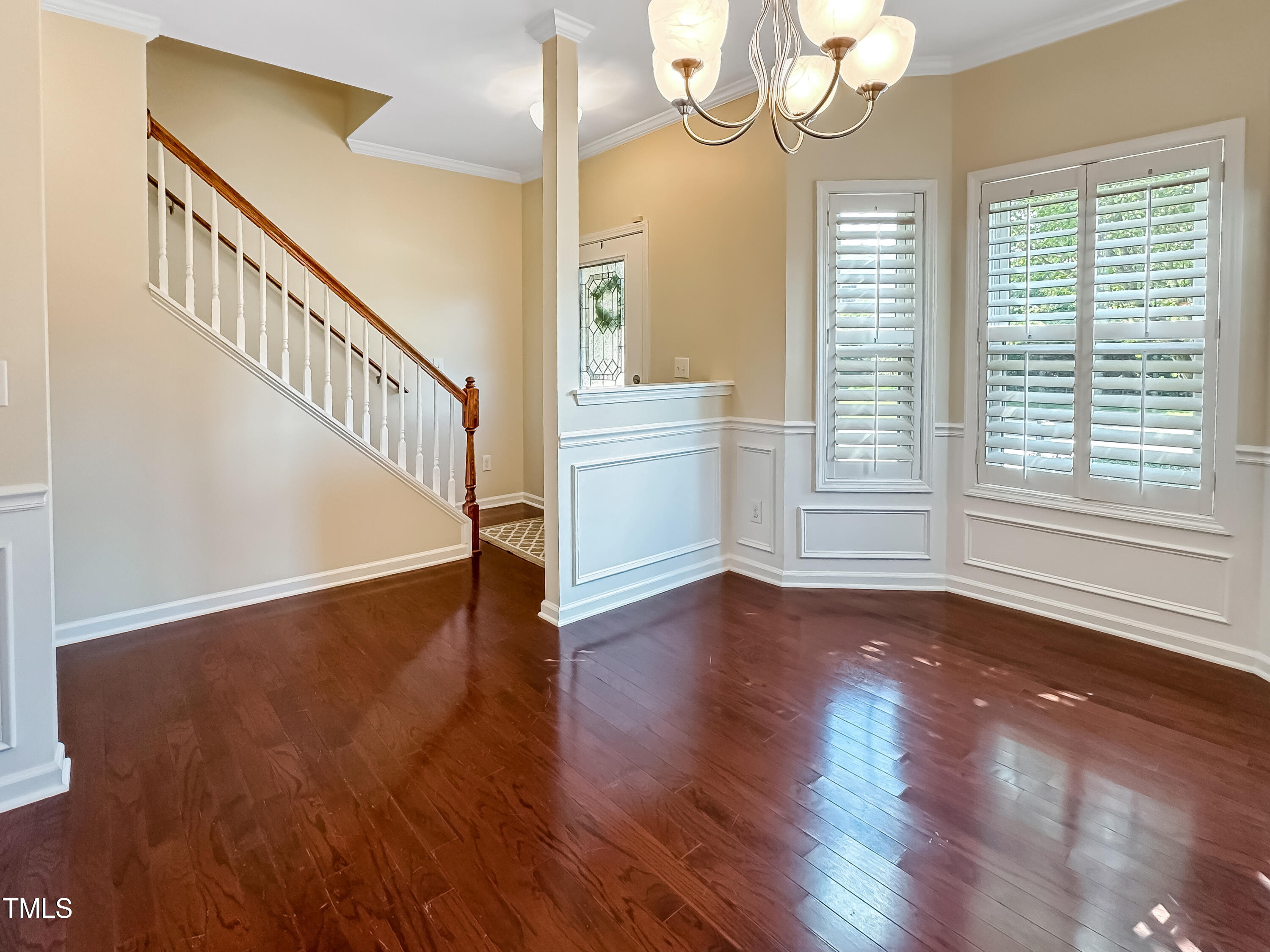 804 Blue Thorn Drive