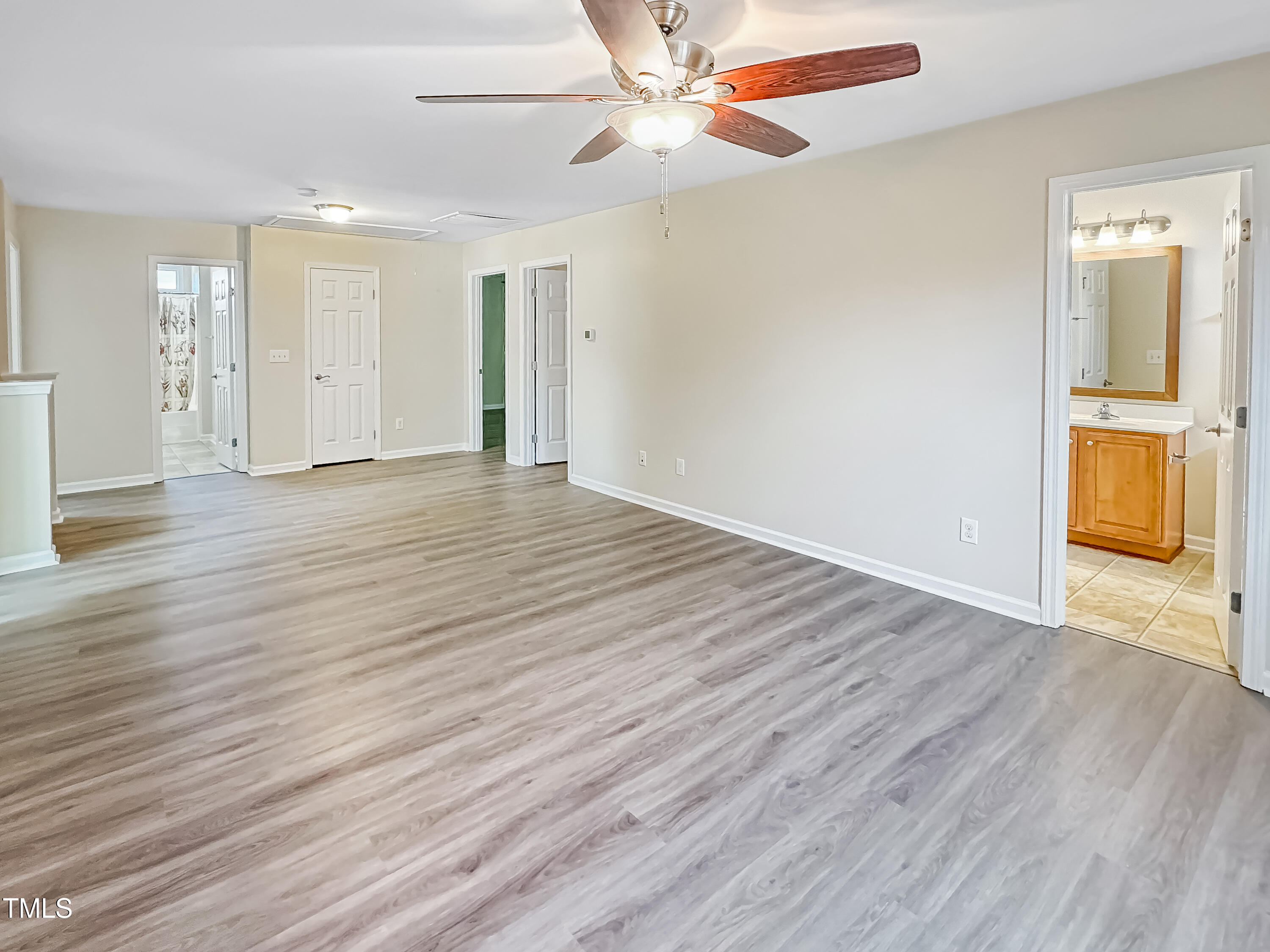 804 Blue Thorn Drive