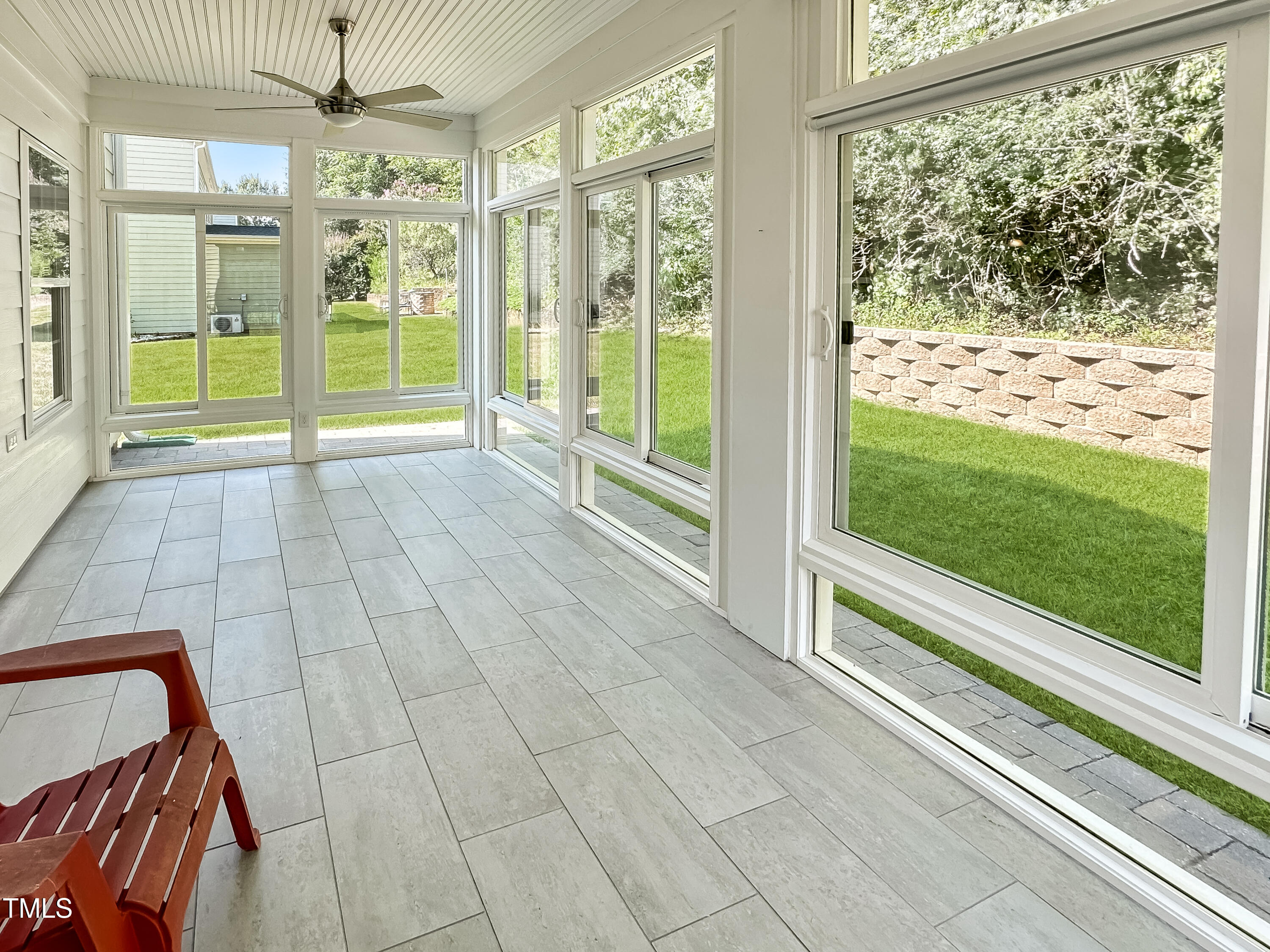 804 Blue Thorn Drive