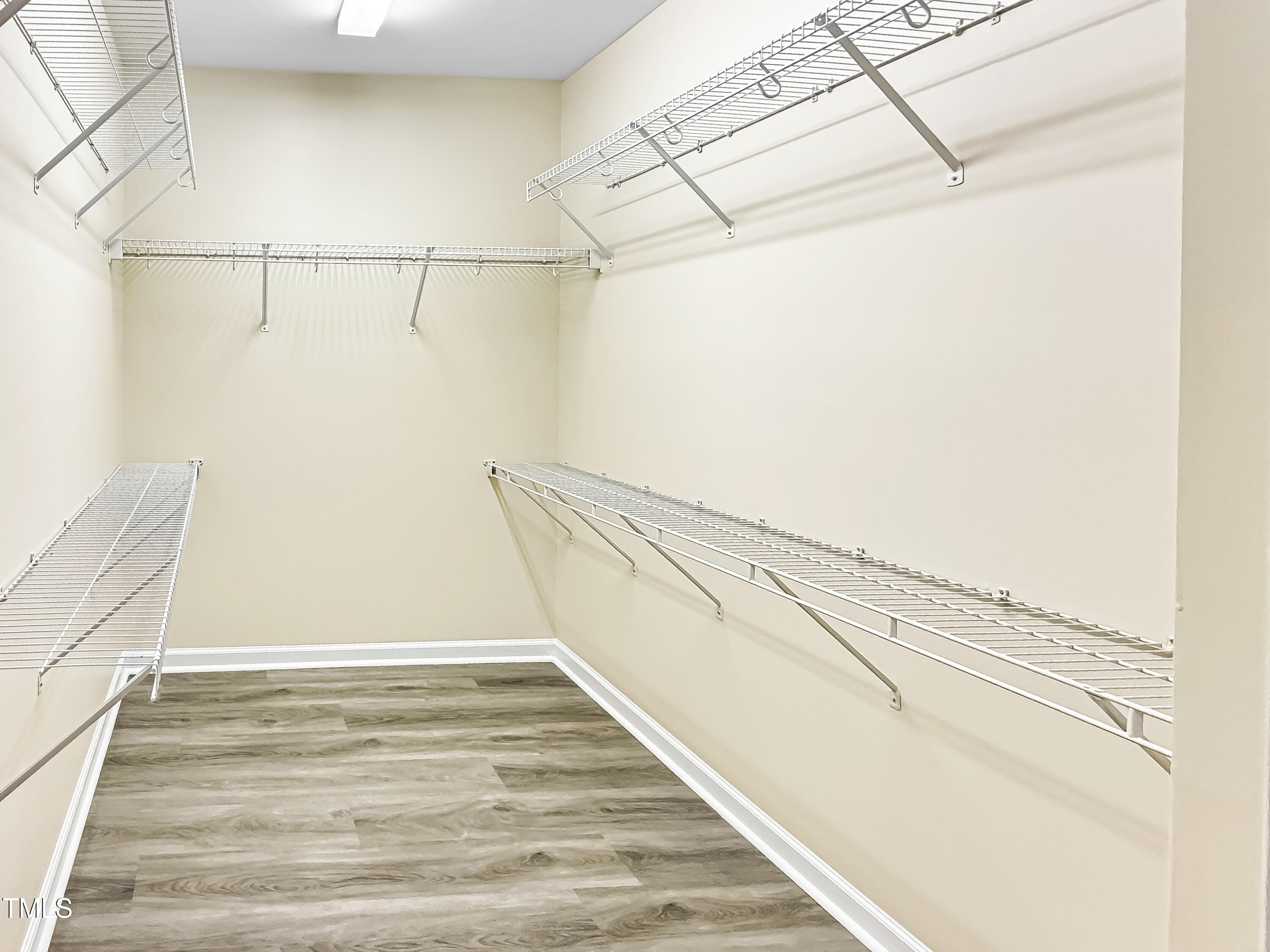 804 Blue Thorn Drive