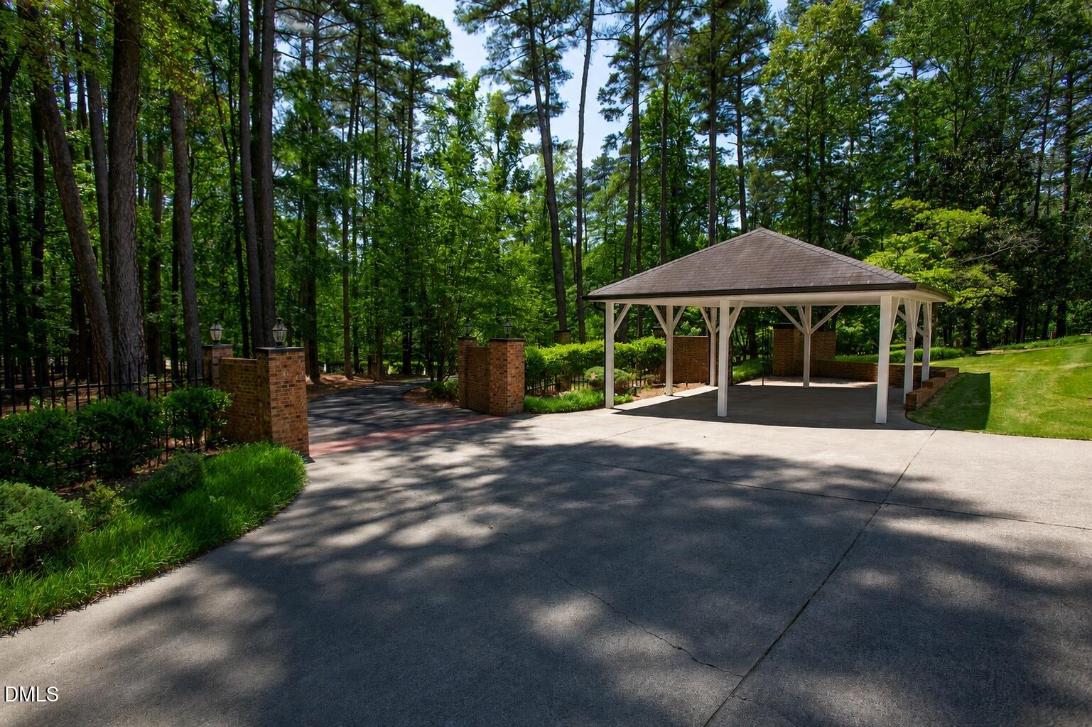 3005 Horse Shoe Farm Road