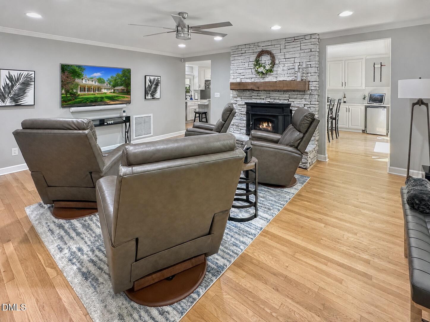 3005 Horse Shoe Farm Road