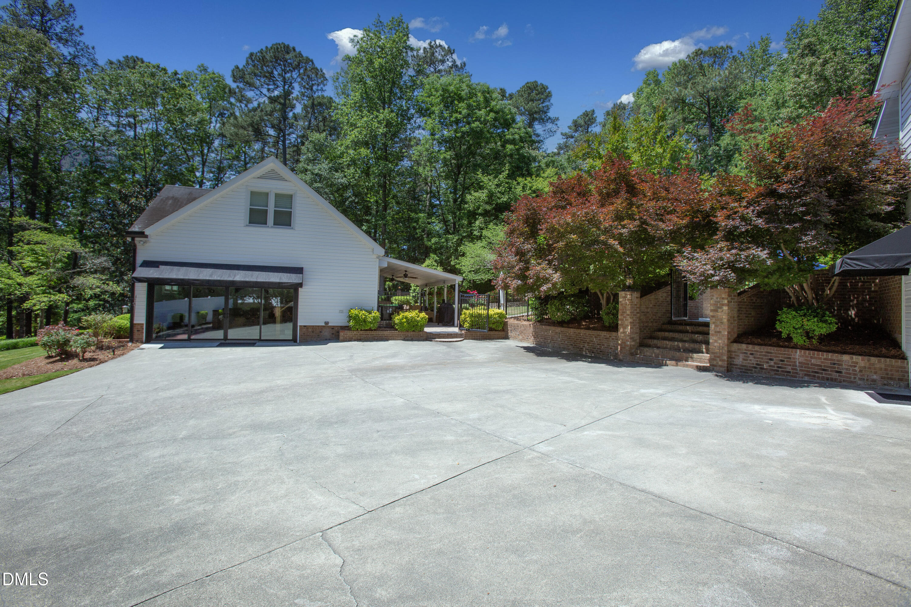 3005 Horse Shoe Farm Road
