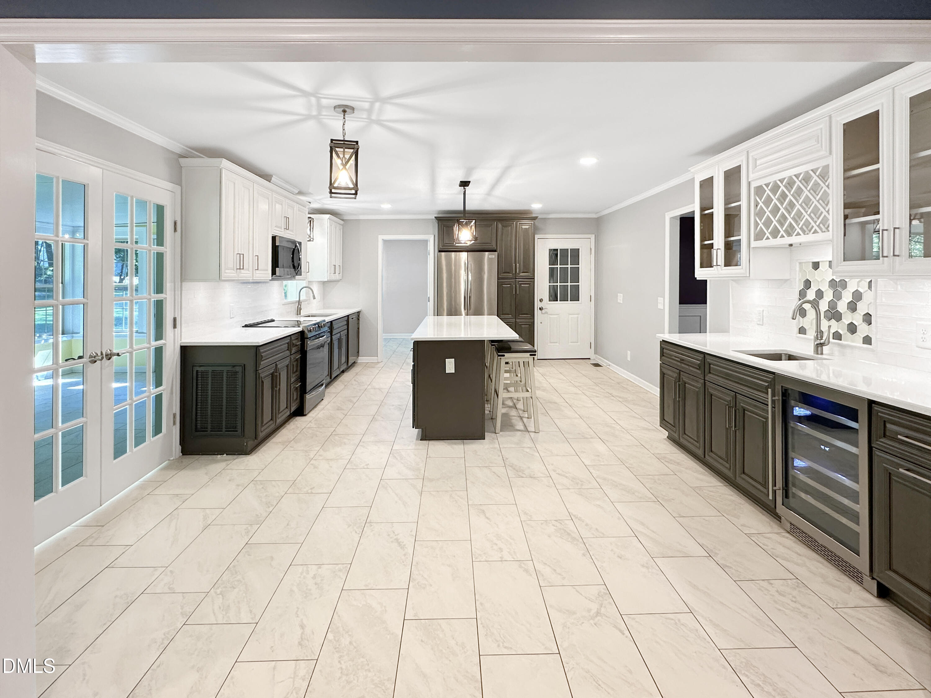 1208 Lake Glad Road
