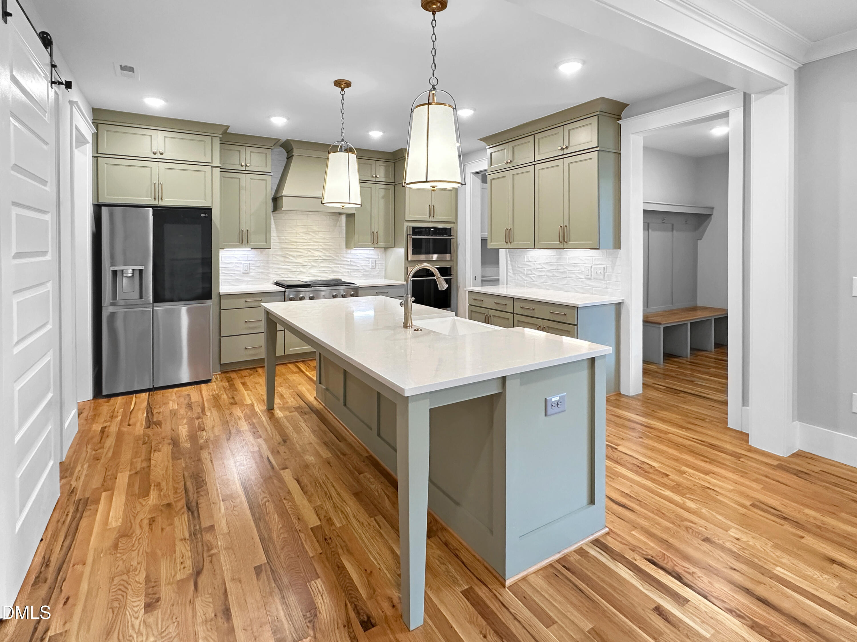 1037 Whitehall Circle