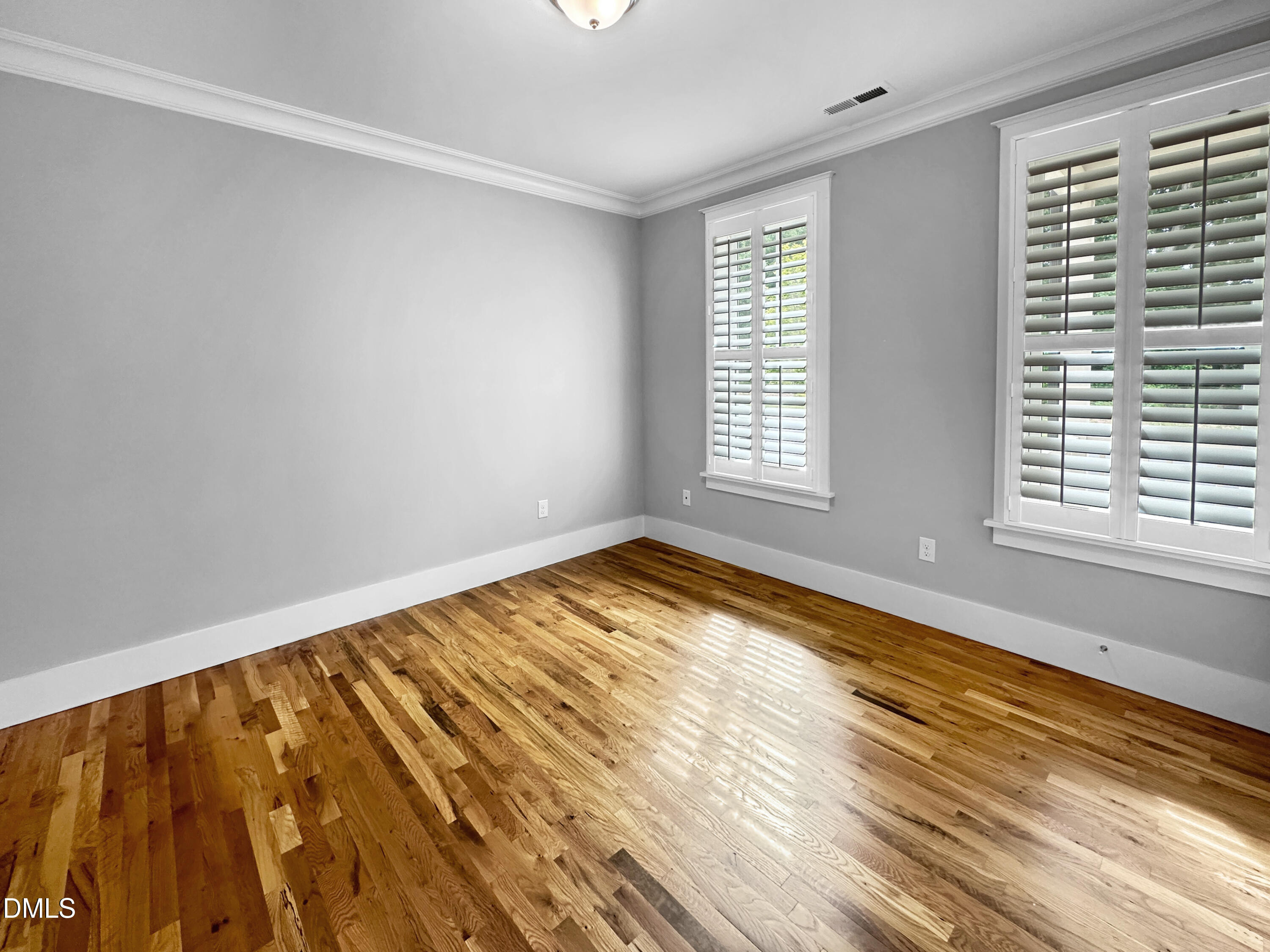 1037 Whitehall Circle