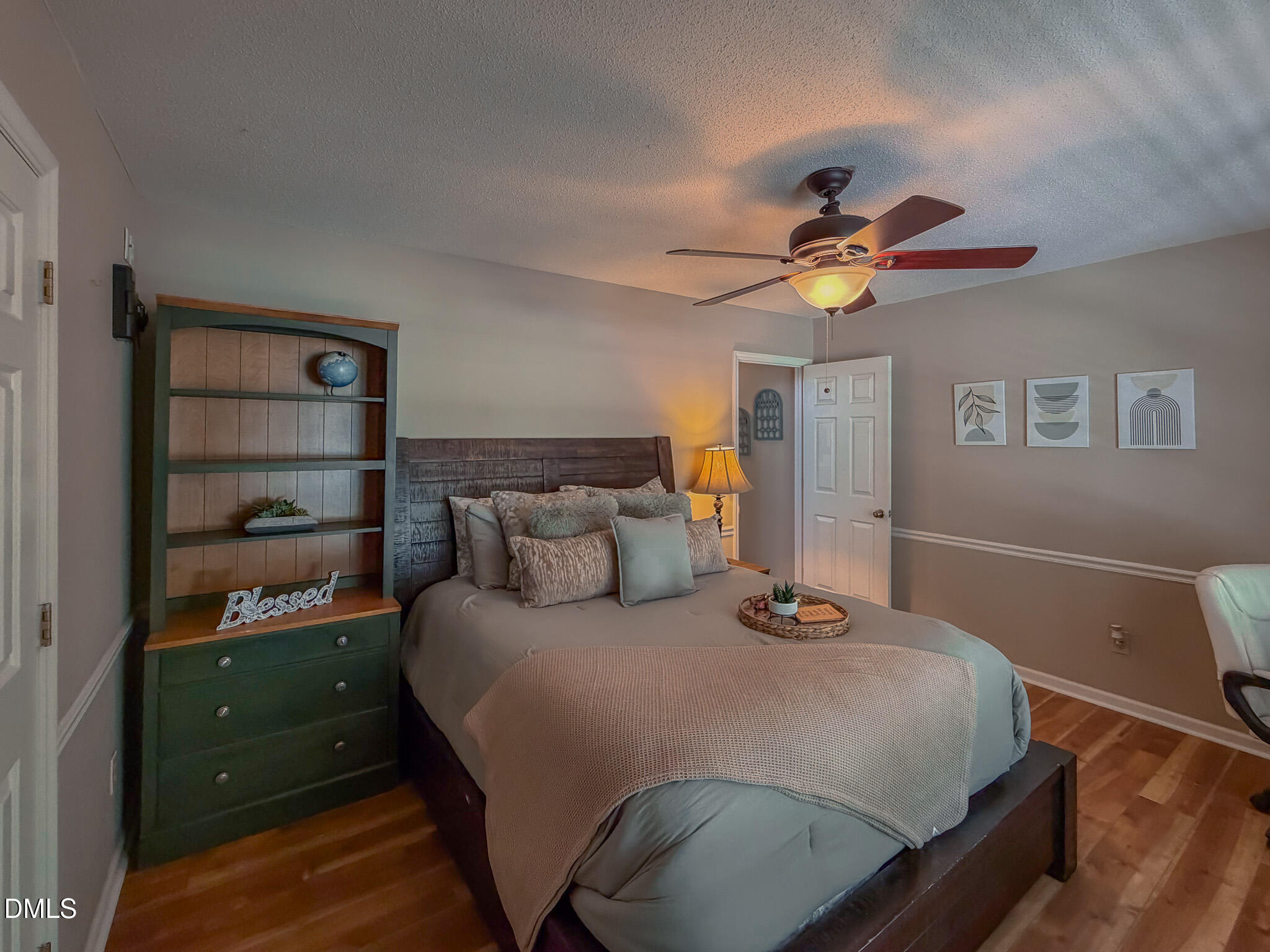 5301 Sky Lane Drive