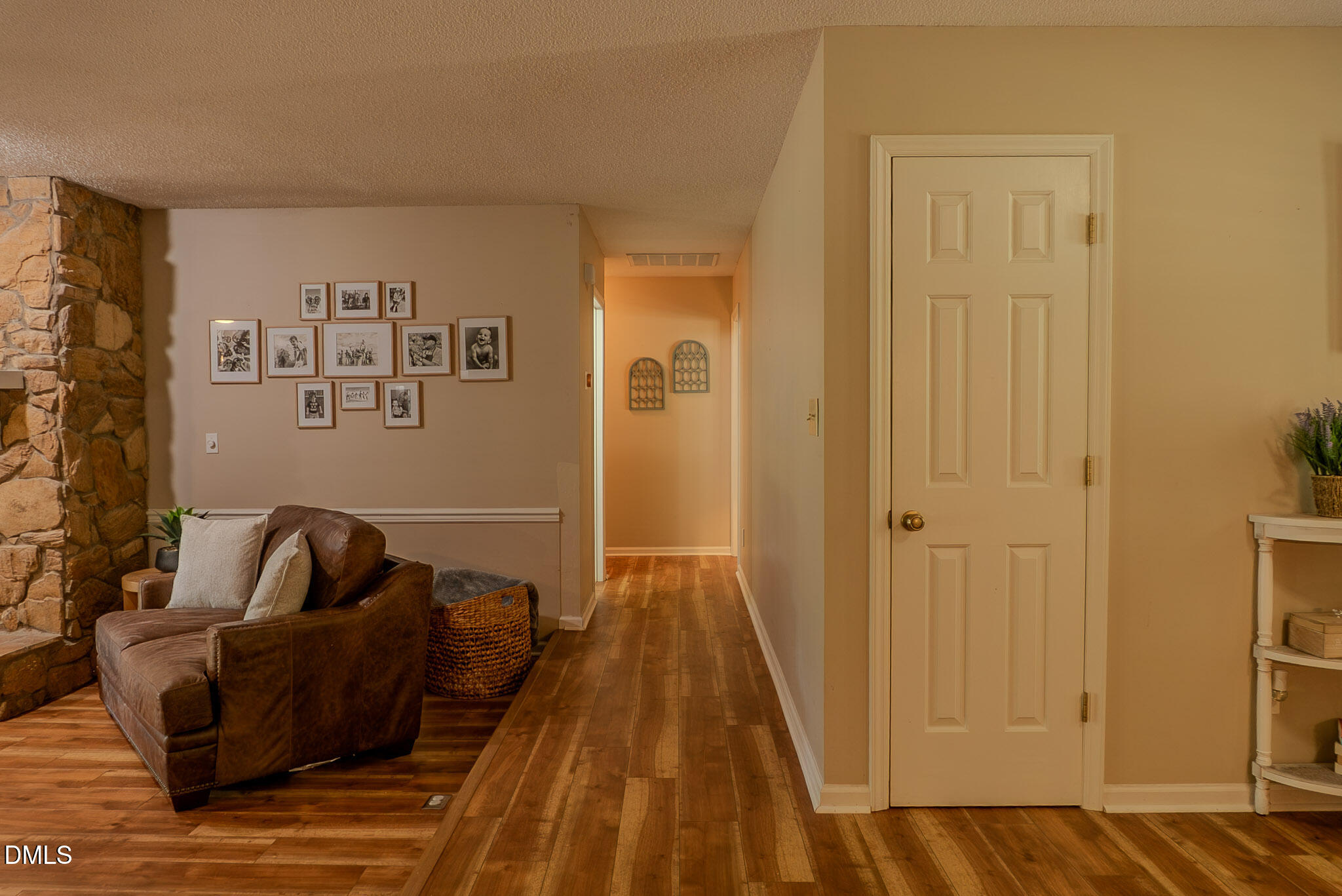 5301 Sky Lane Drive