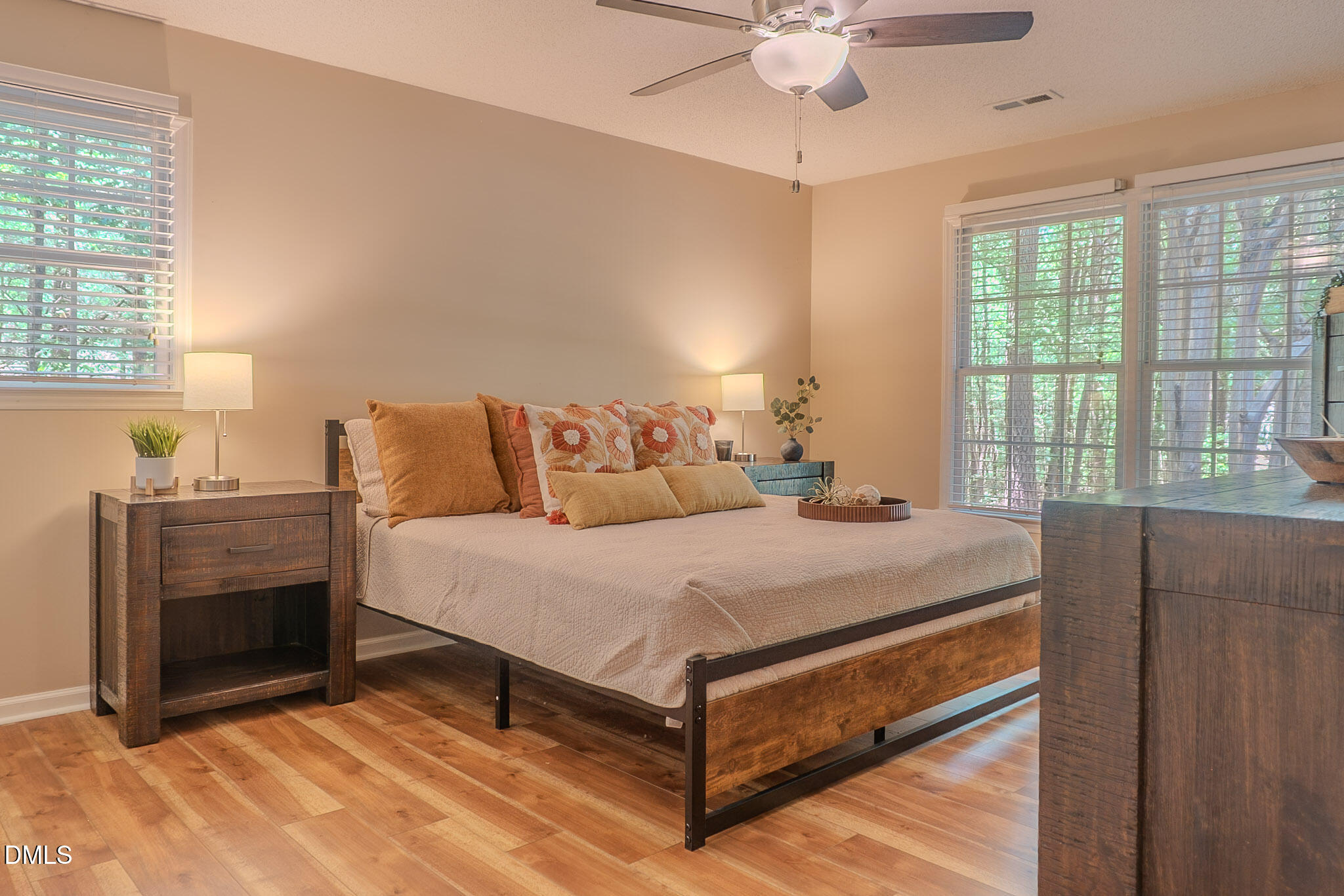 5301 Sky Lane Drive
