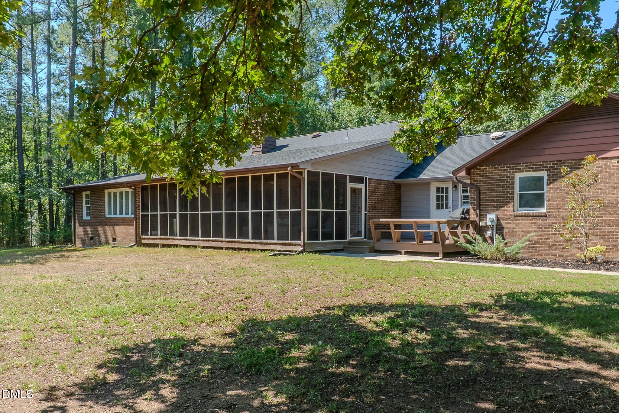 5301 Sky Lane Drive