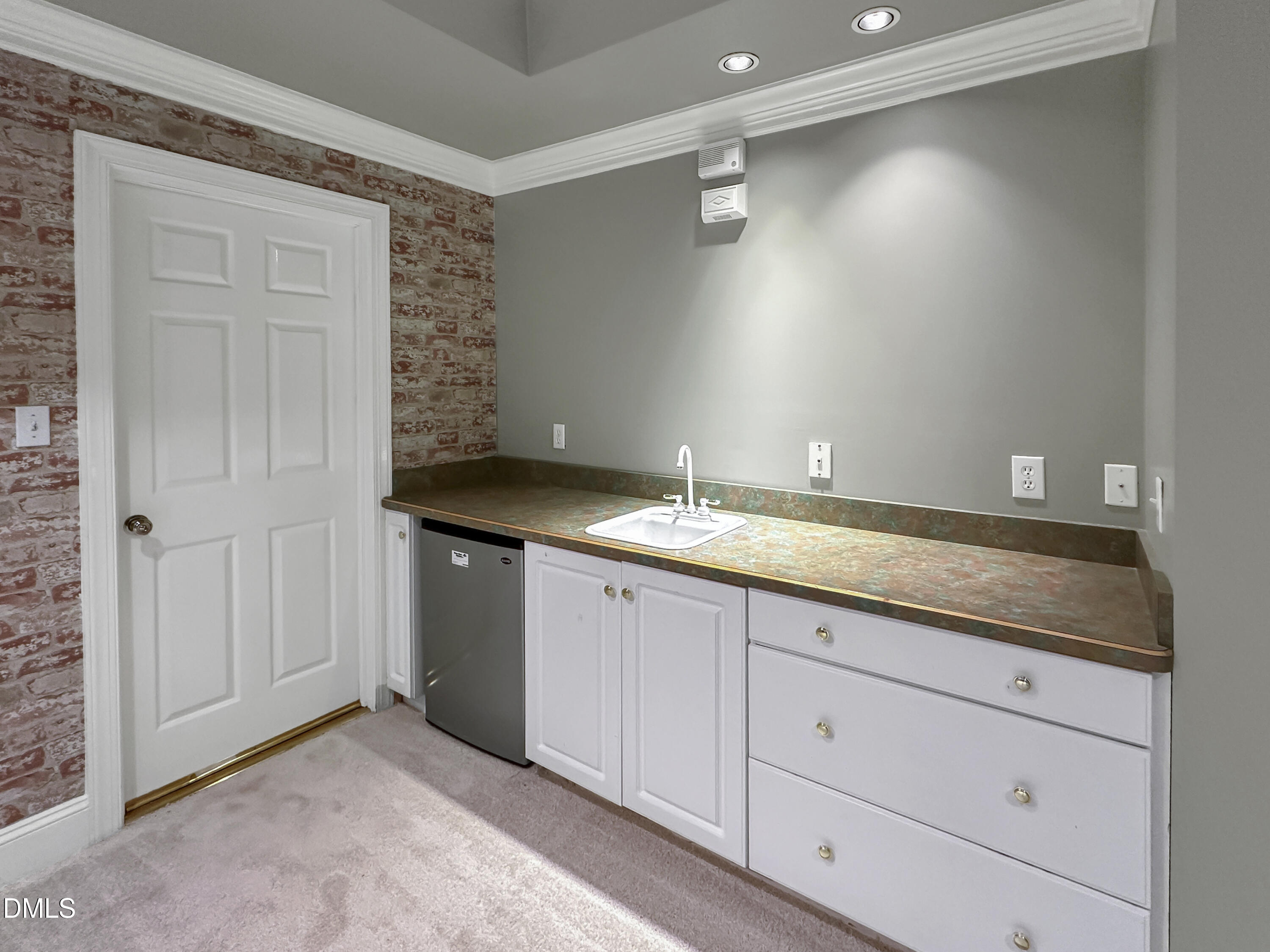 10824 Rondeau Woods Court