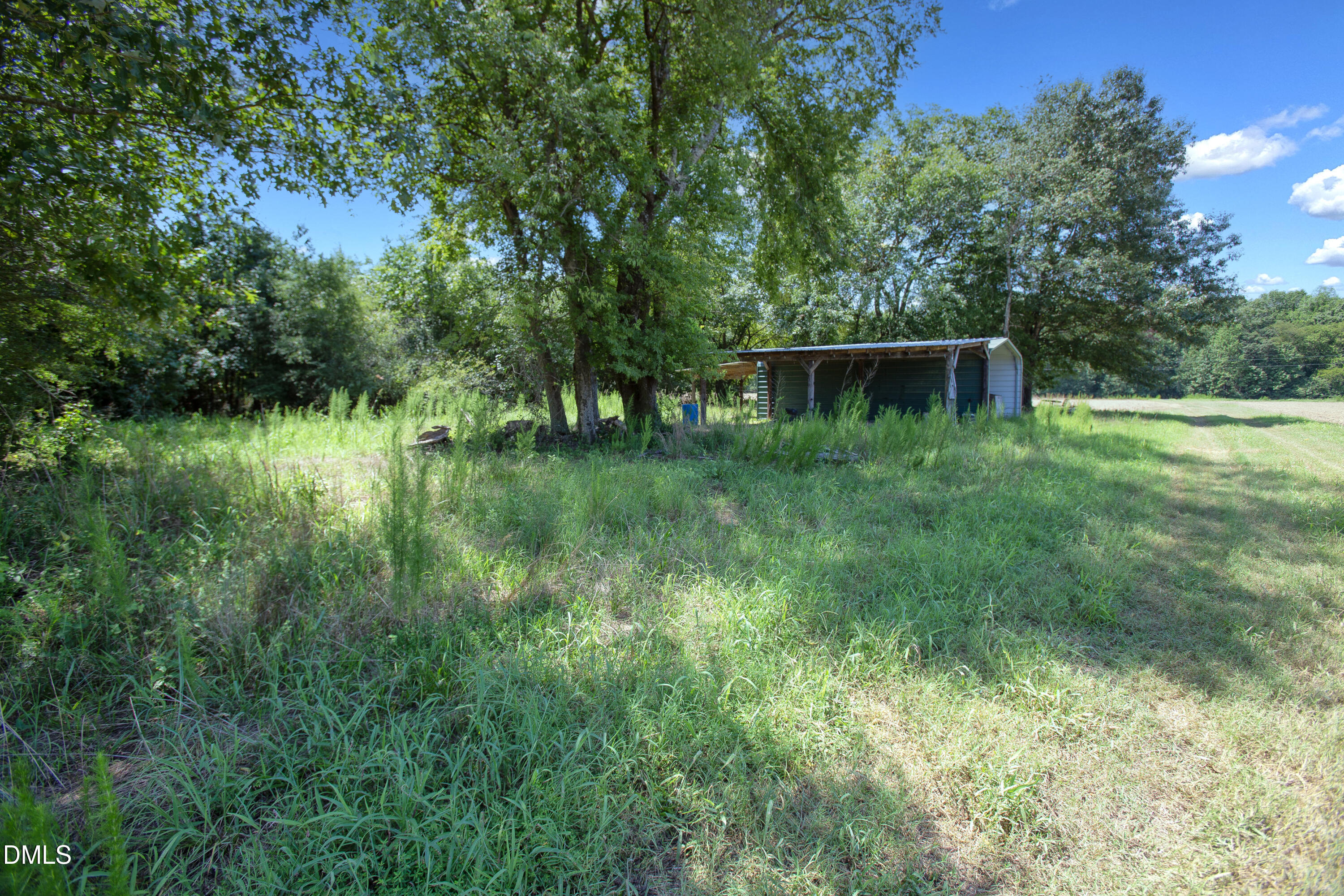 833 River Point Road