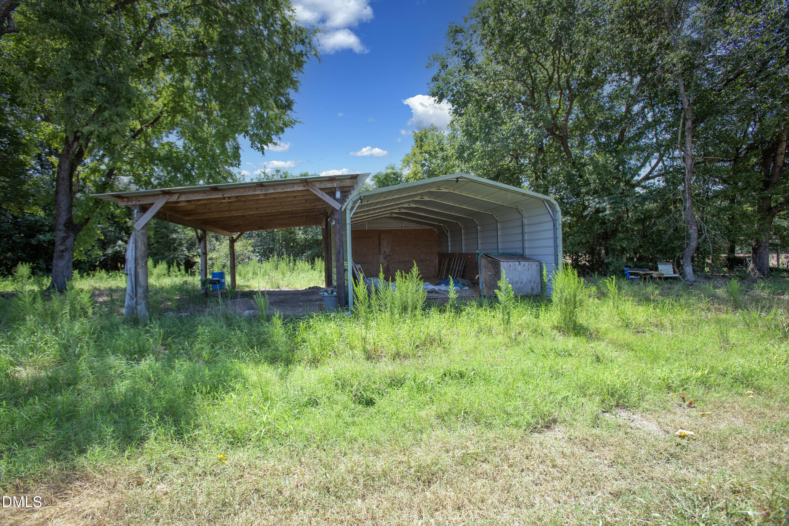833 River Point Road