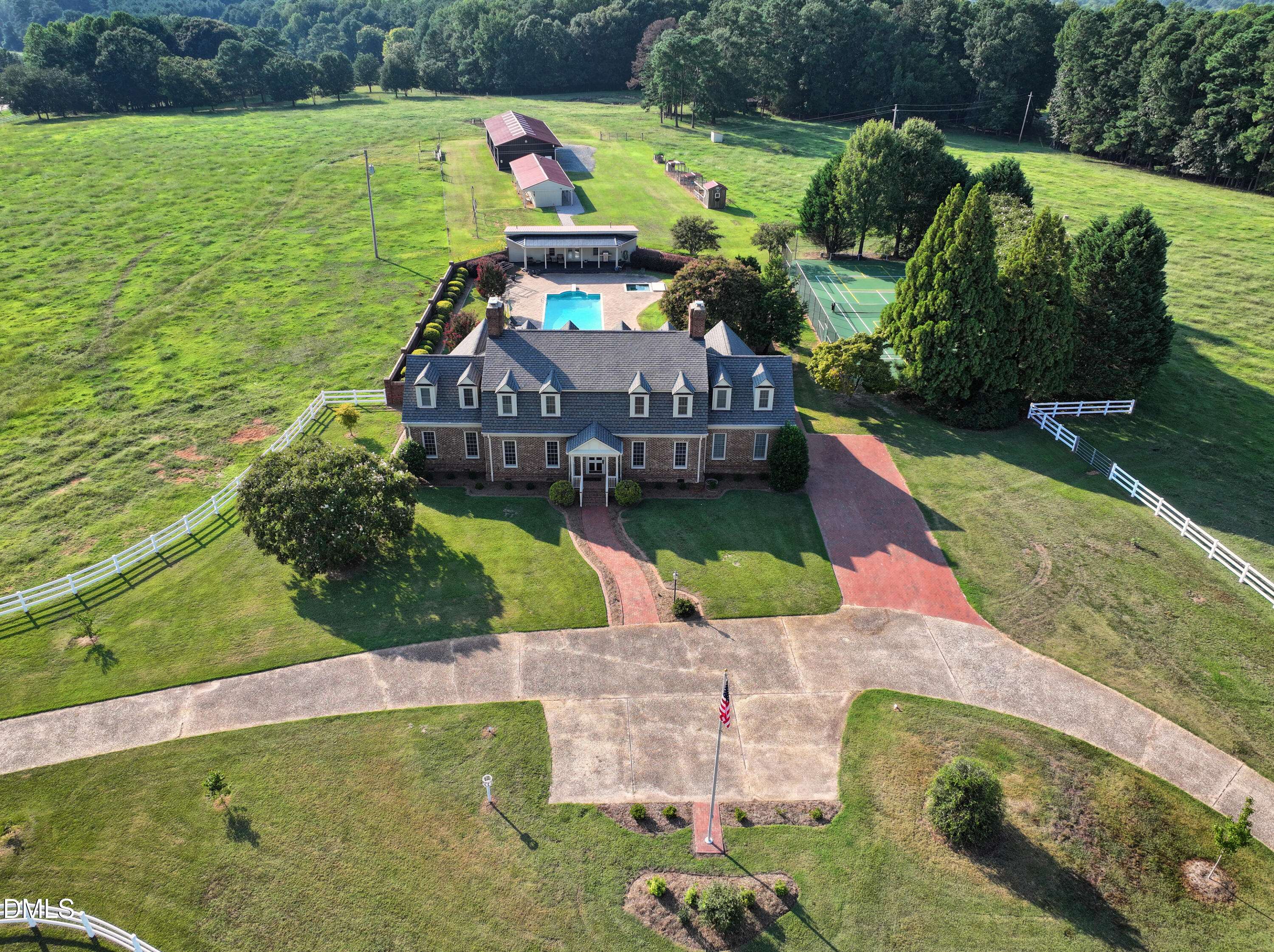 32 Wes Sandling Road