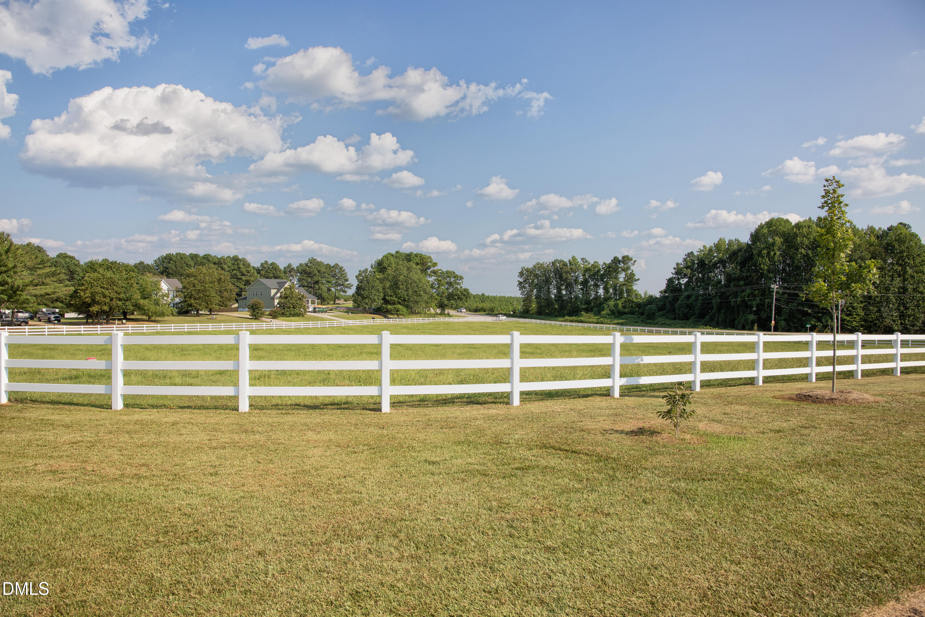 32 Wes Sandling Road