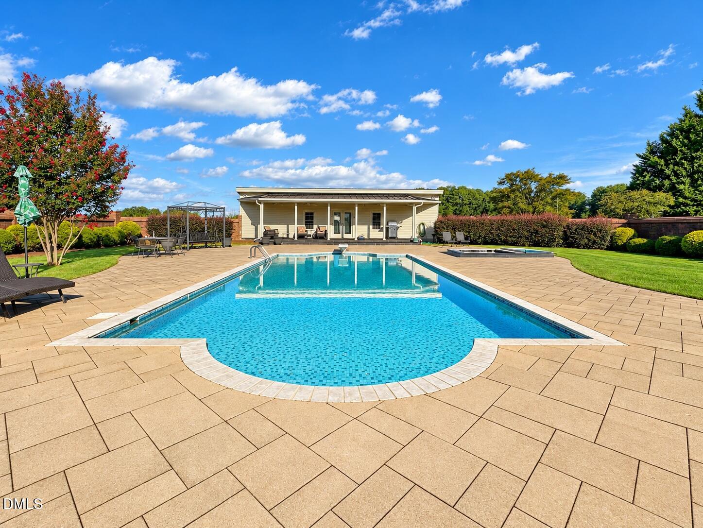 32 Wes Sandling Road